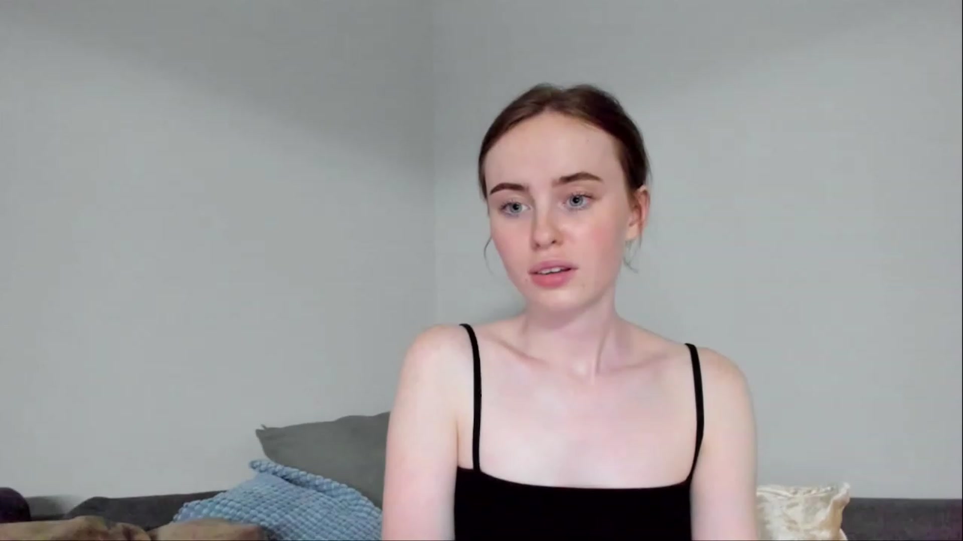 Gallery image thumbnail from userSasha's myfreecams stream on, 06/08/2023, 15:27 image 13 of 20