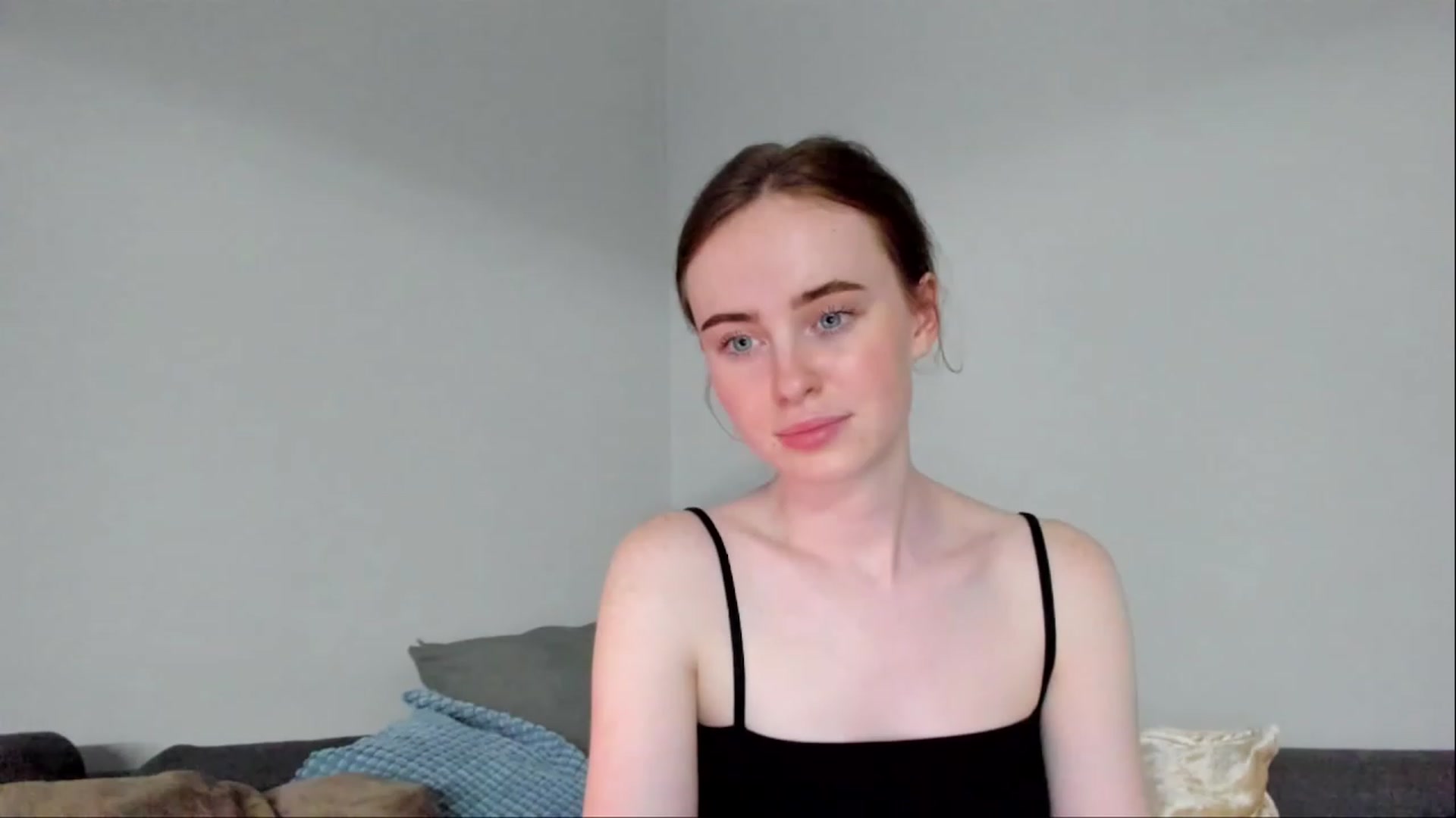 Gallery image thumbnail from userSasha's myfreecams stream on, 06/08/2023, 15:27 image 11 of 20
