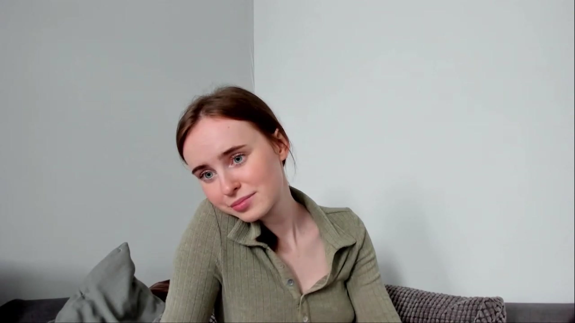 Gallery image thumbnail from userSasha's myfreecams stream on, 06/10/2023, 08:19 image 15 of 20