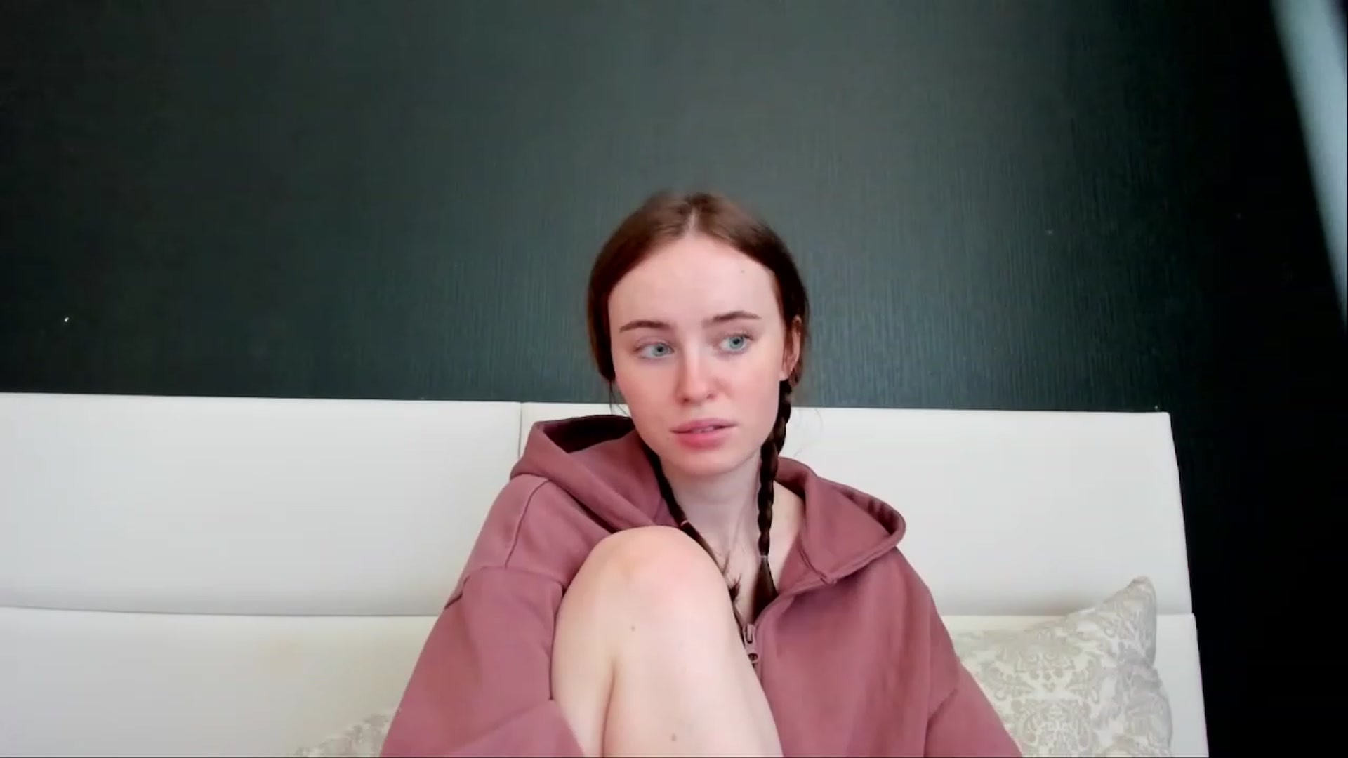 Gallery image thumbnail from userSasha's myfreecams stream on, 06/14/2023, 08:47 image 7 of 20