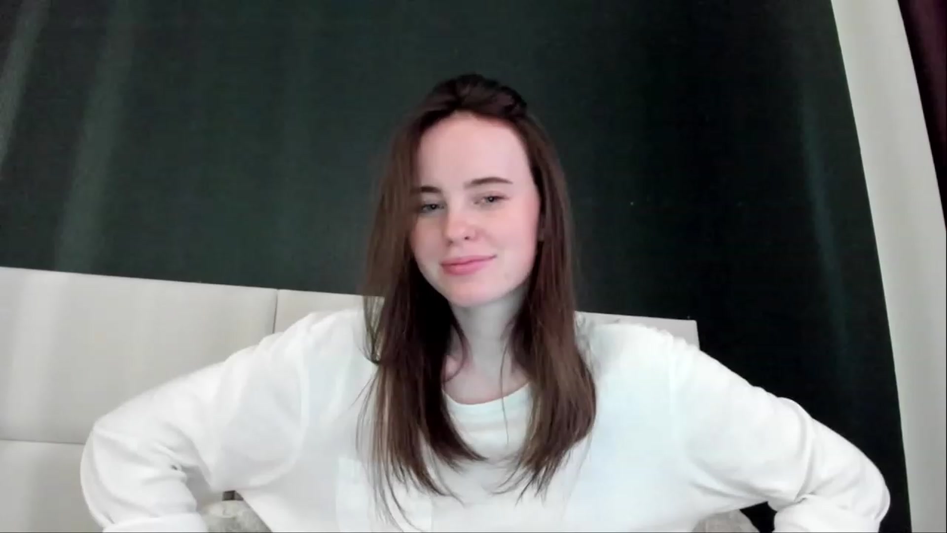 Gallery image thumbnail from userSasha's myfreecams stream on, 06/15/2023, 19:35 image 1 of 20