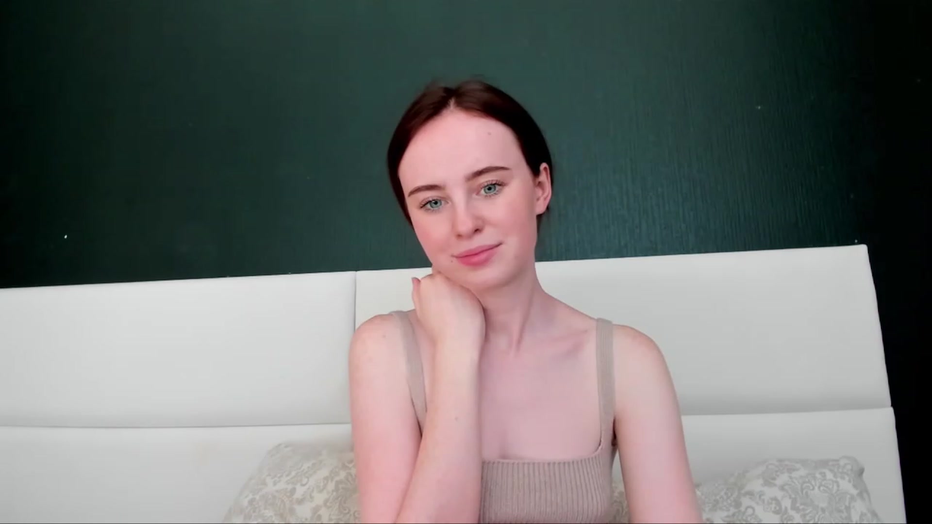 Gallery image thumbnail from userSasha's myfreecams stream on, 06/17/2023, 15:00 image 7 of 20