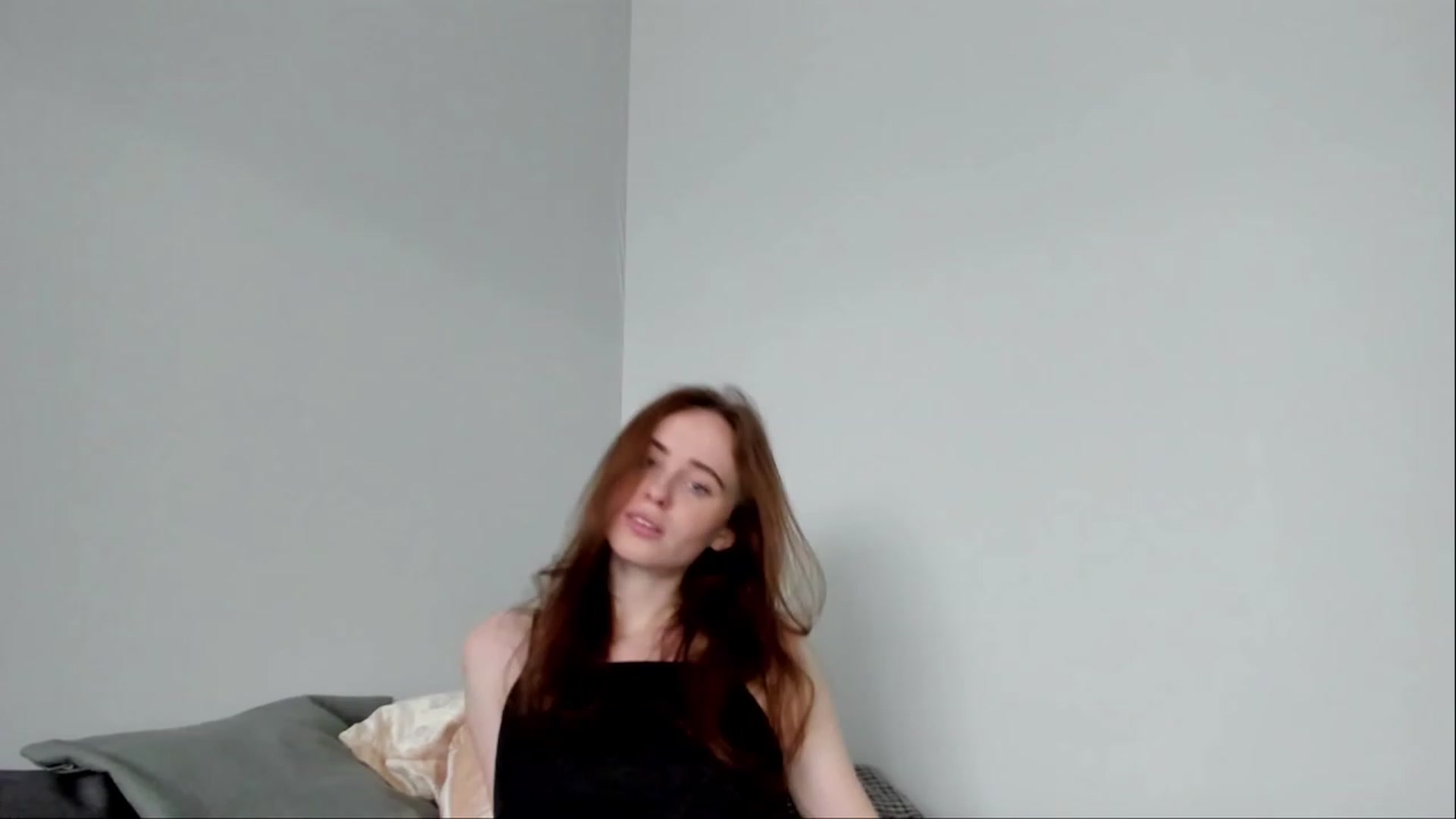 Gallery image thumbnail from userSasha's myfreecams stream on, 10/15/2023, 02:44 image 10 of 20