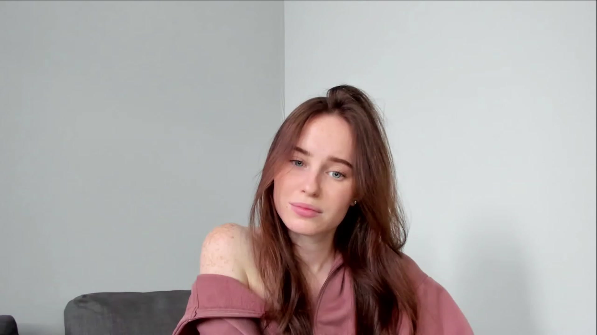 Gallery image thumbnail from userSasha's myfreecams stream on, 01/28/2024, 04:22 image 2 of 20