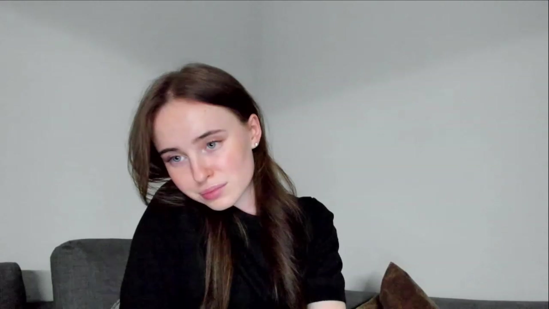 Gallery image thumbnail from userSasha's myfreecams stream on, 02/08/2024, 14:27 image 9 of 20