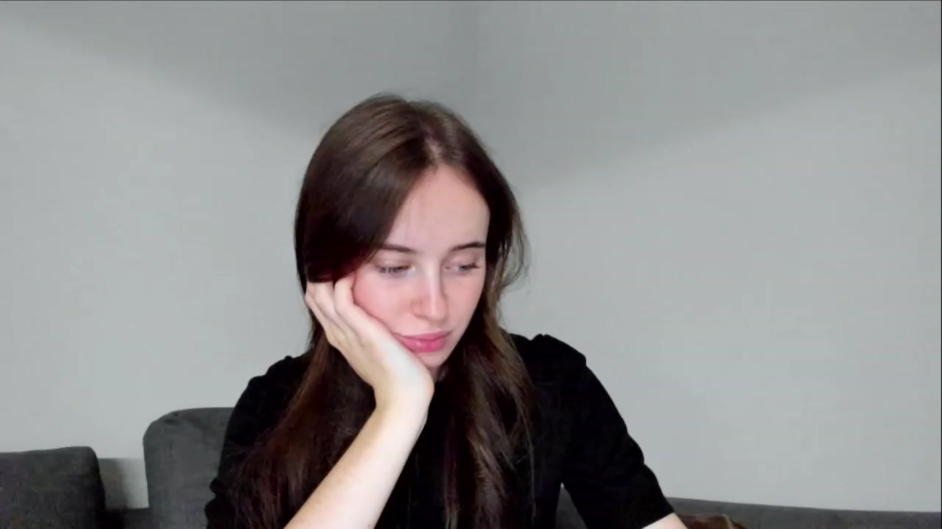 Gallery image thumbnail from userSasha's myfreecams stream on, 02/08/2024, 15:19 image 19 of 20