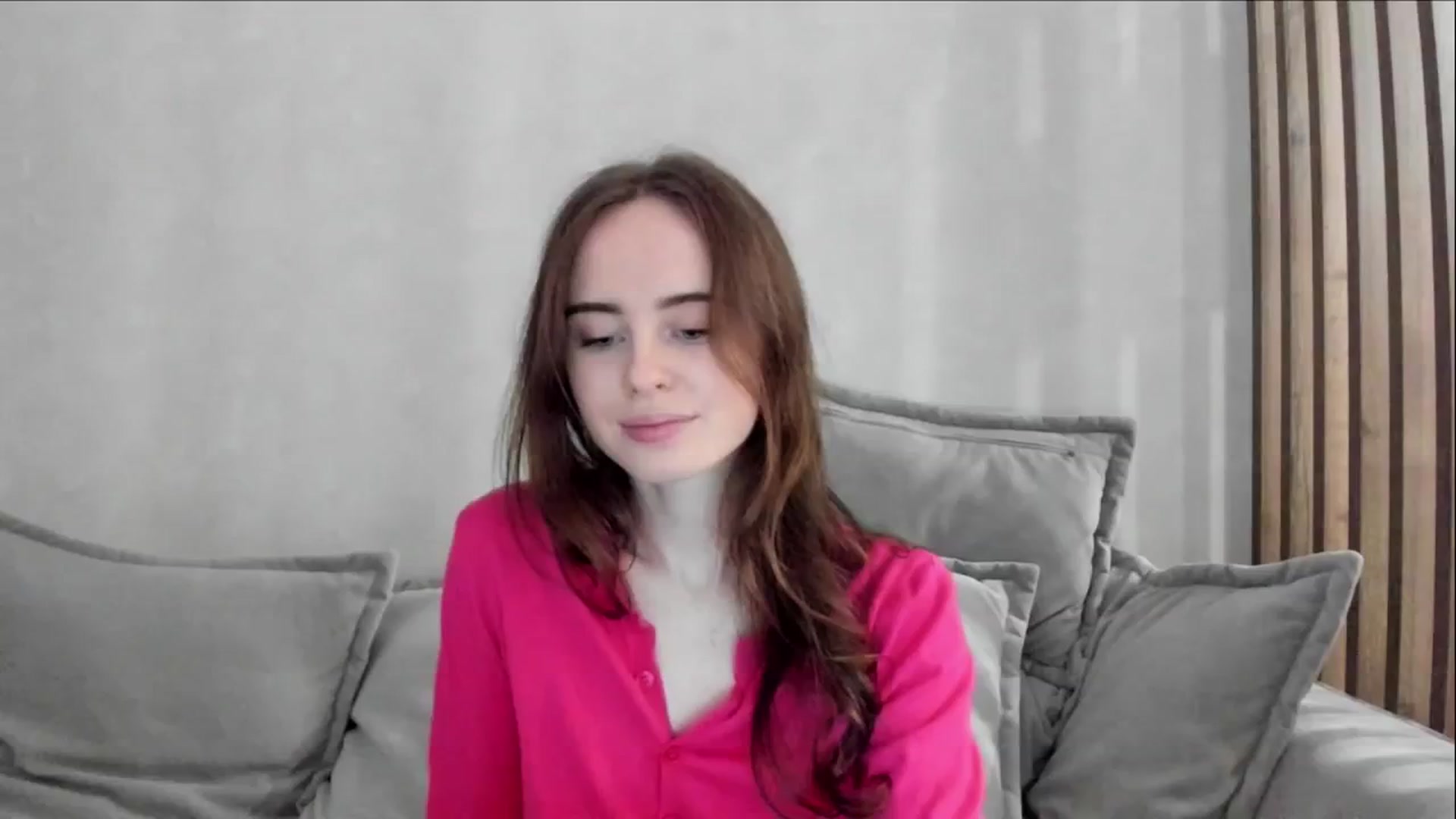 Gallery image thumbnail from userSasha's myfreecams stream on, 05/13/2024, 11:01 image 18 of 20
