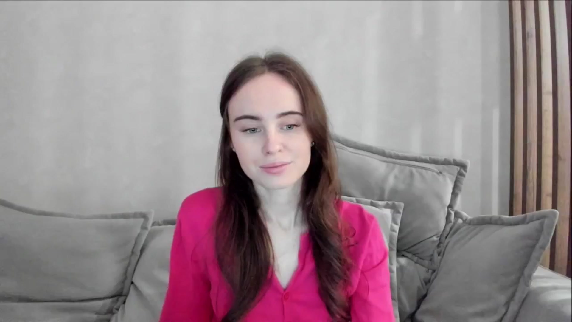 Gallery image thumbnail from userSasha's myfreecams stream on, 05/13/2024, 11:01 image 11 of 20