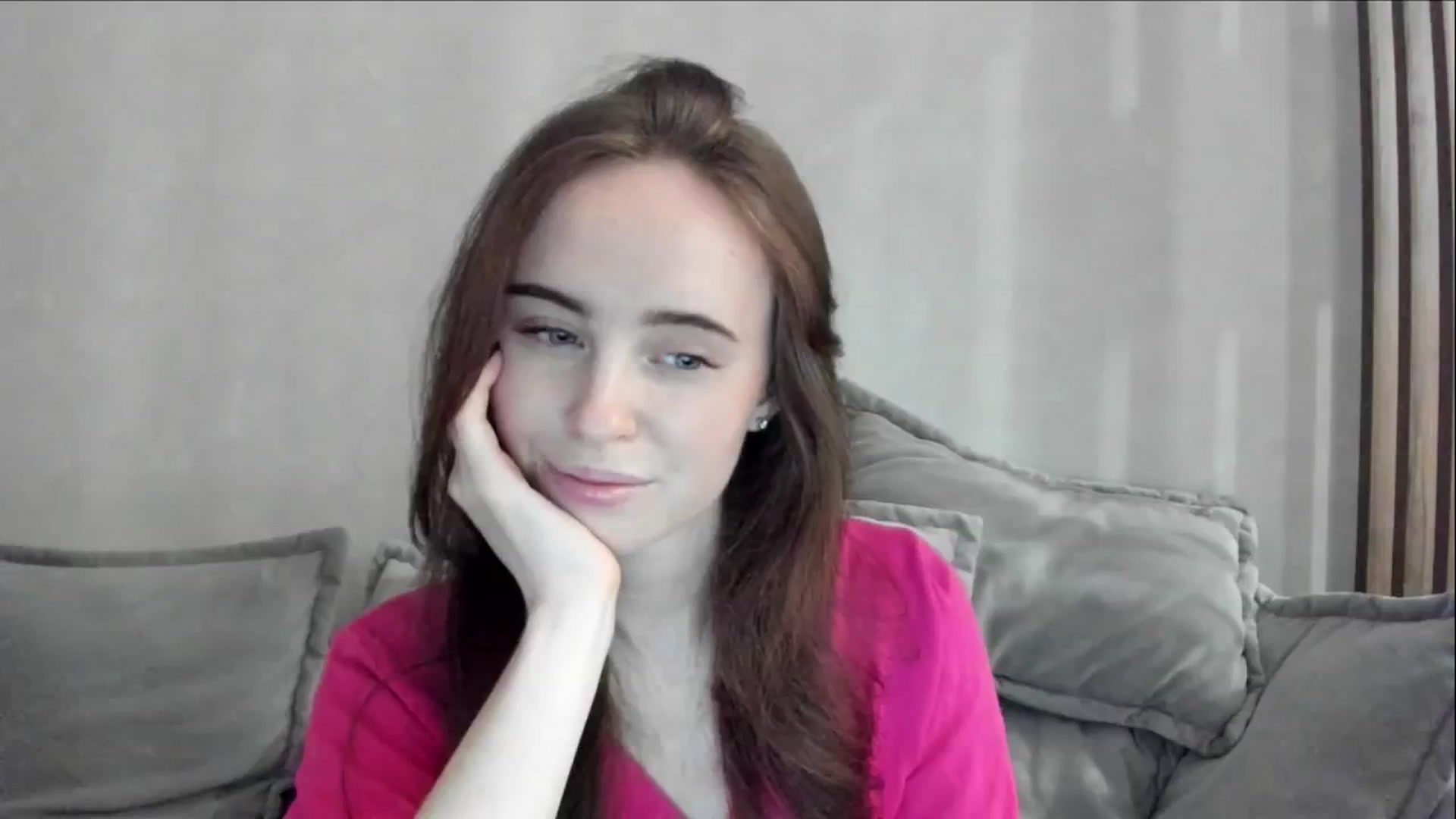 Gallery image thumbnail from userSasha's myfreecams stream on, 05/13/2024, 15:03 image 16 of 20