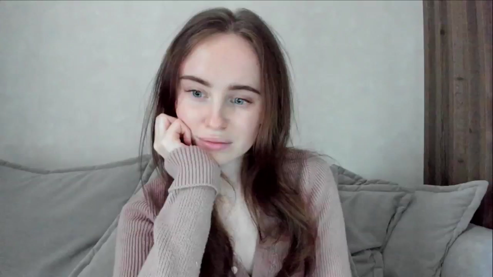 Gallery image thumbnail from userSasha's myfreecams stream on, 05/21/2024, 14:14 image 9 of 20