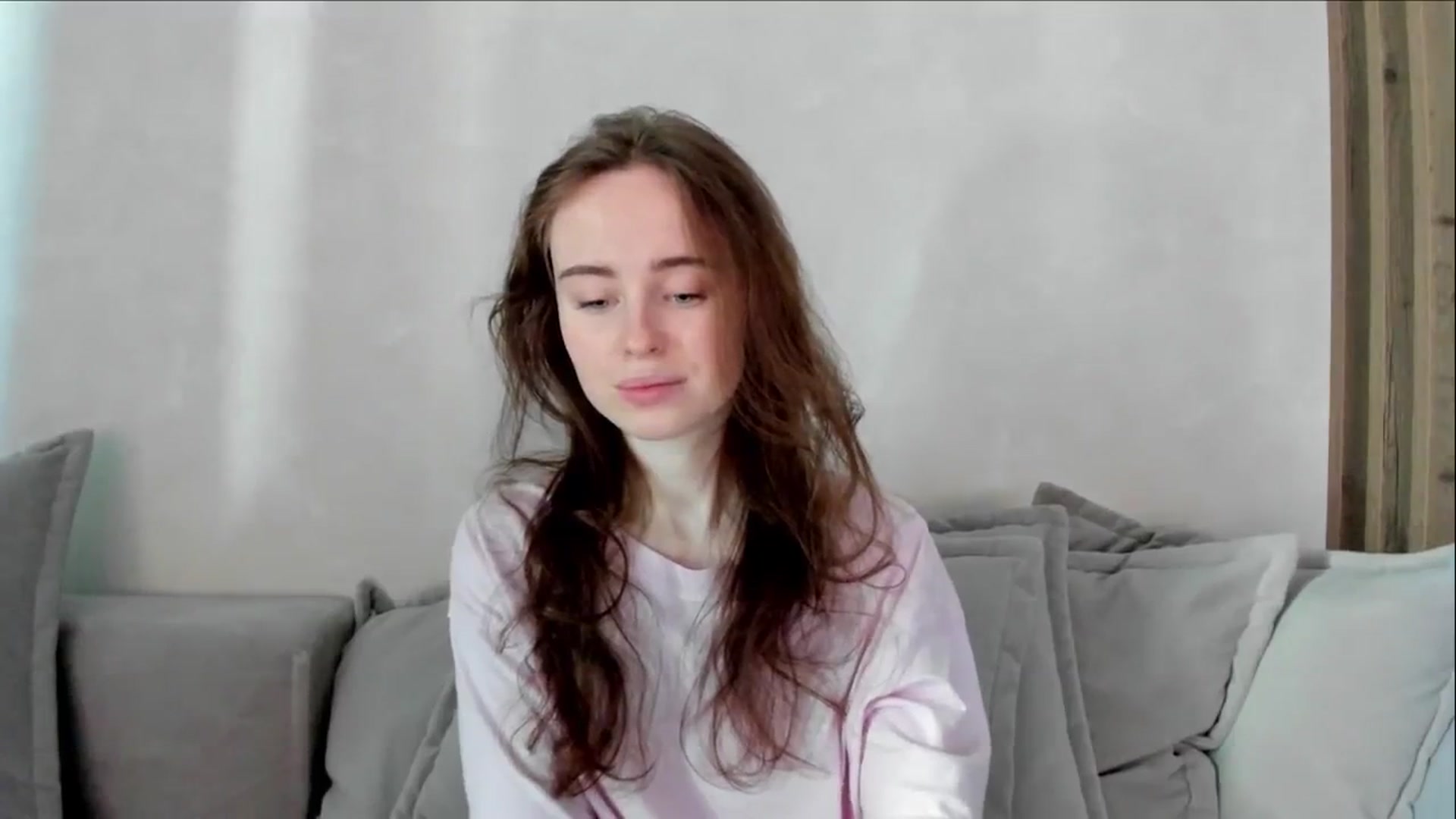 Gallery image thumbnail from userSasha's myfreecams stream on, 05/22/2024, 07:15 image 18 of 20