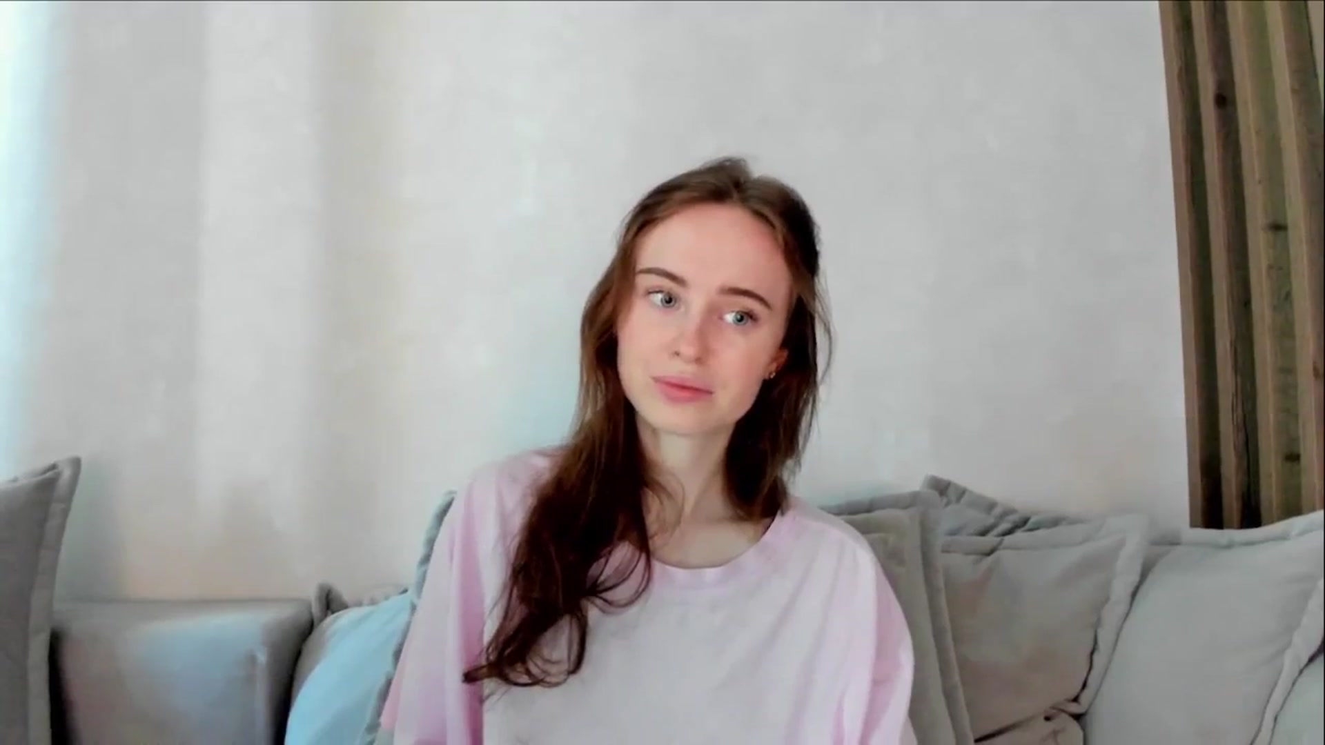 Gallery image thumbnail from userSasha's myfreecams stream on, 05/22/2024, 07:57 image 3 of 20
