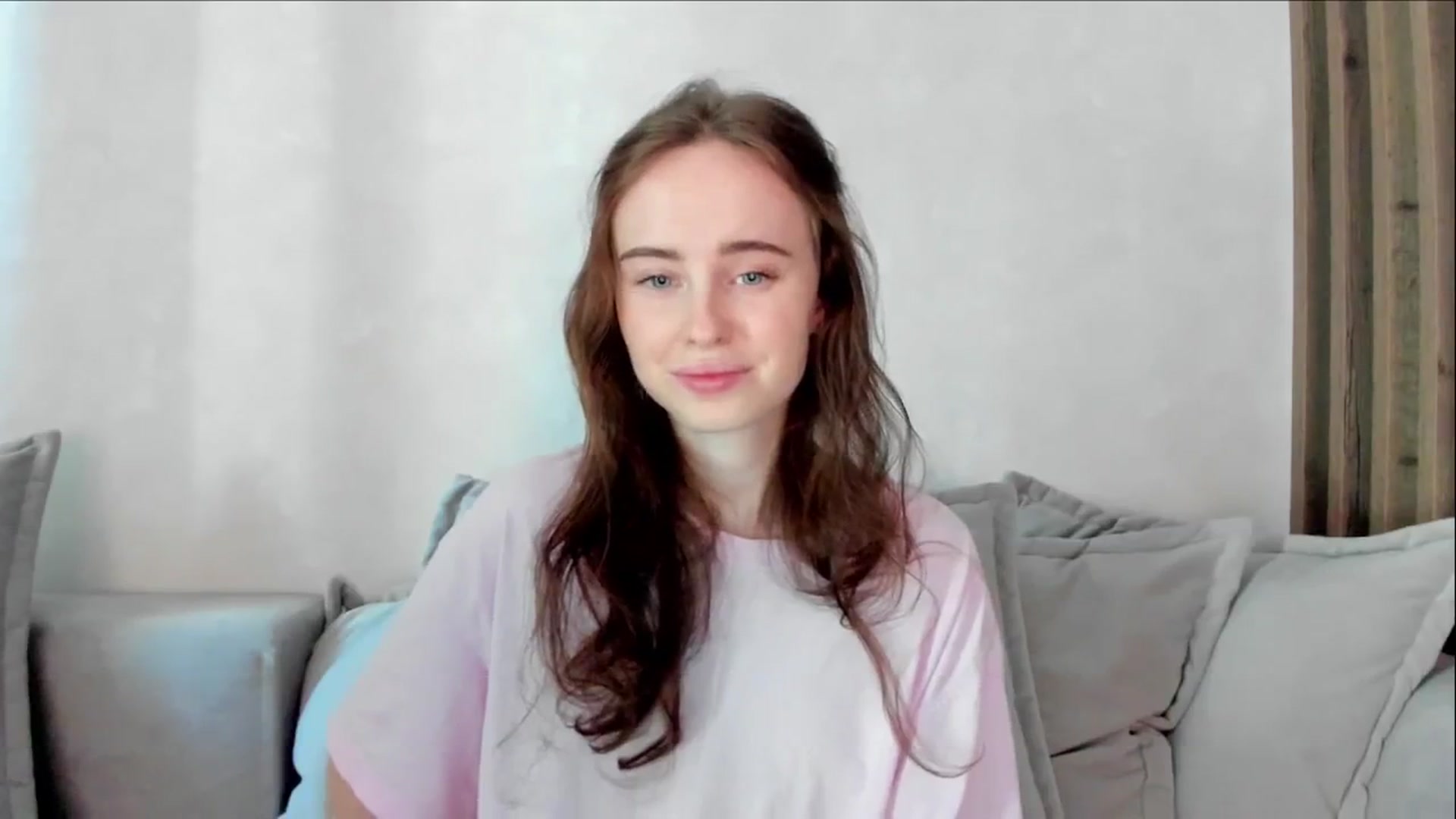 Gallery image thumbnail from userSasha's myfreecams stream on, 05/22/2024, 07:57 image 6 of 20