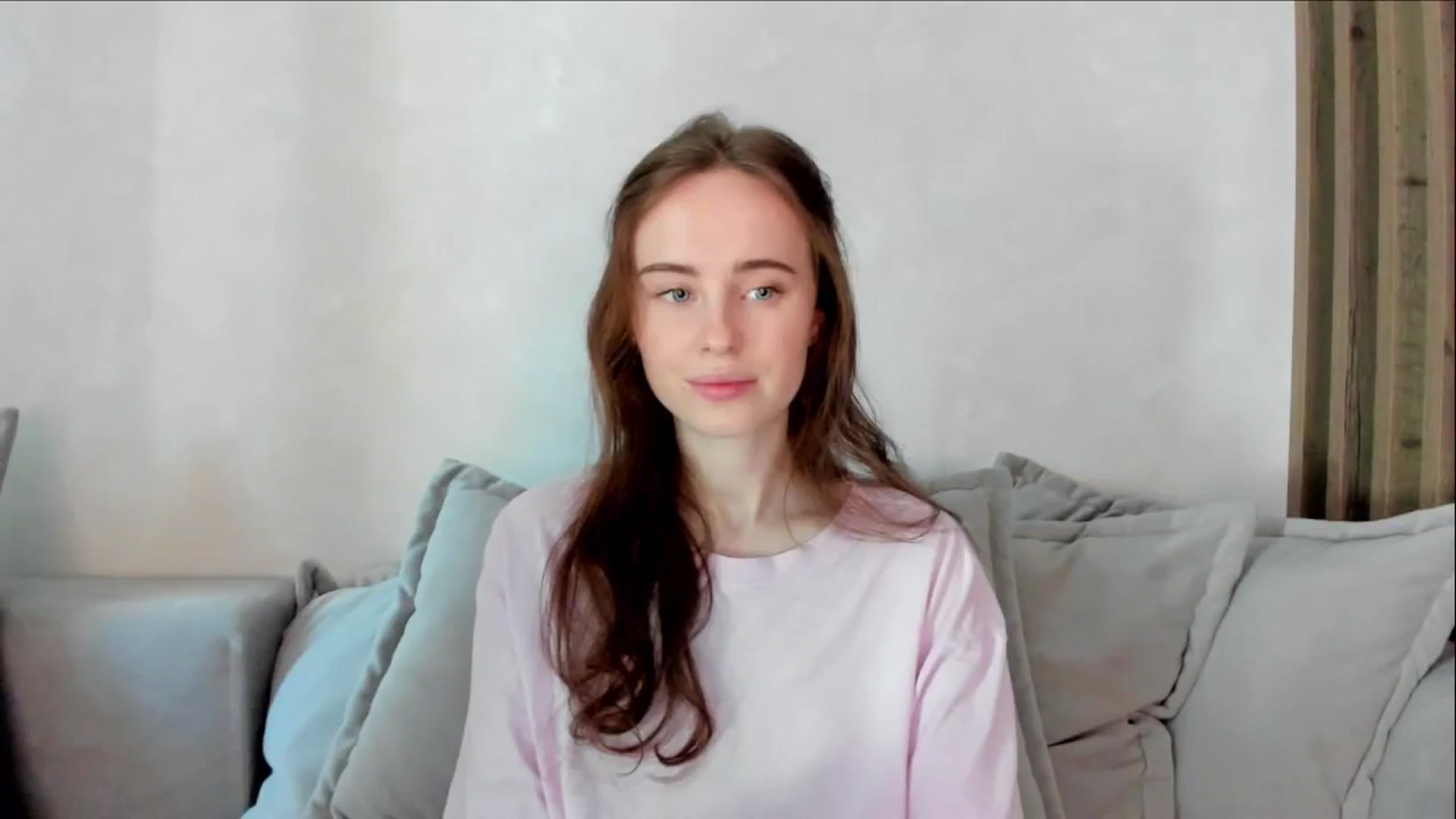 Gallery image thumbnail from userSasha's myfreecams stream on, 05/22/2024, 07:57 image 14 of 20
