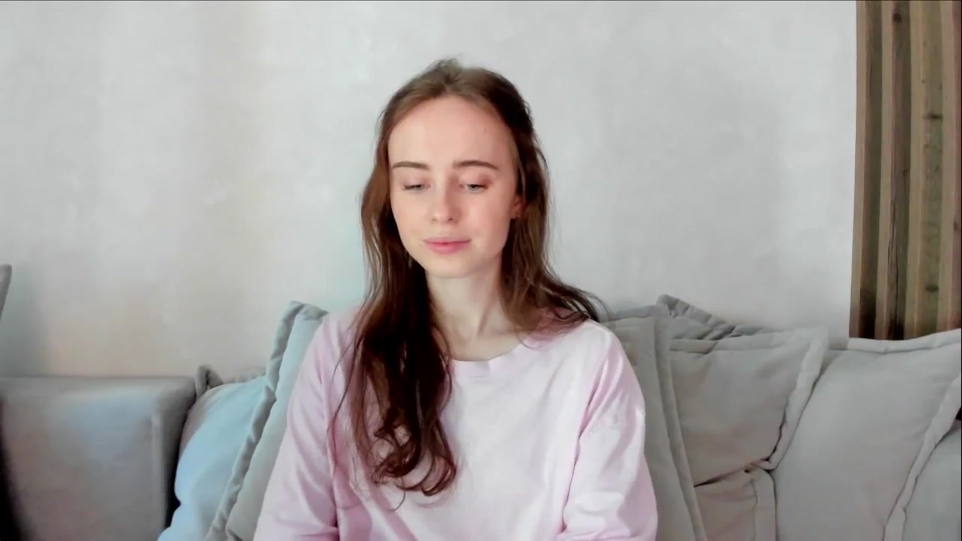Gallery image thumbnail from userSasha's myfreecams stream on, 05/22/2024, 07:57 image 18 of 20