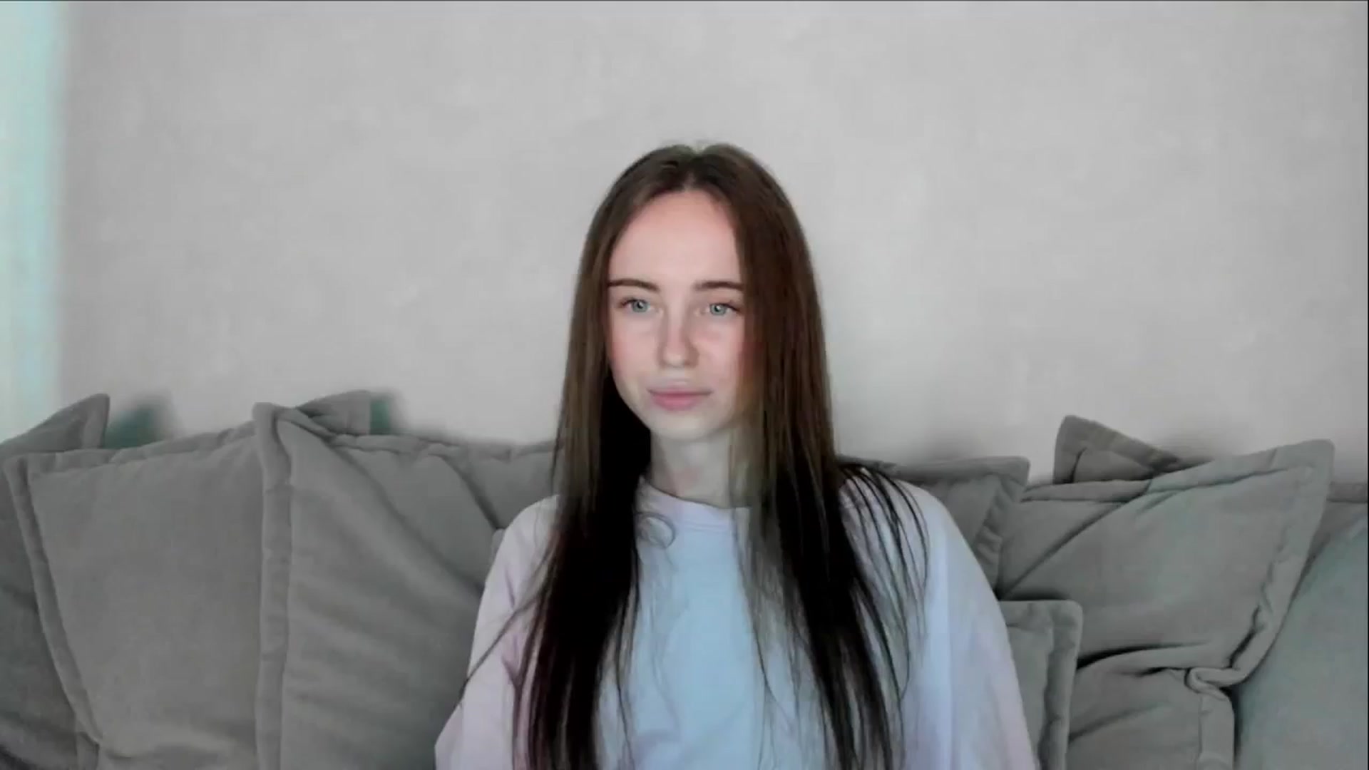 Gallery image thumbnail from userSasha's myfreecams stream on, 05/22/2024, 17:27 image 15 of 20