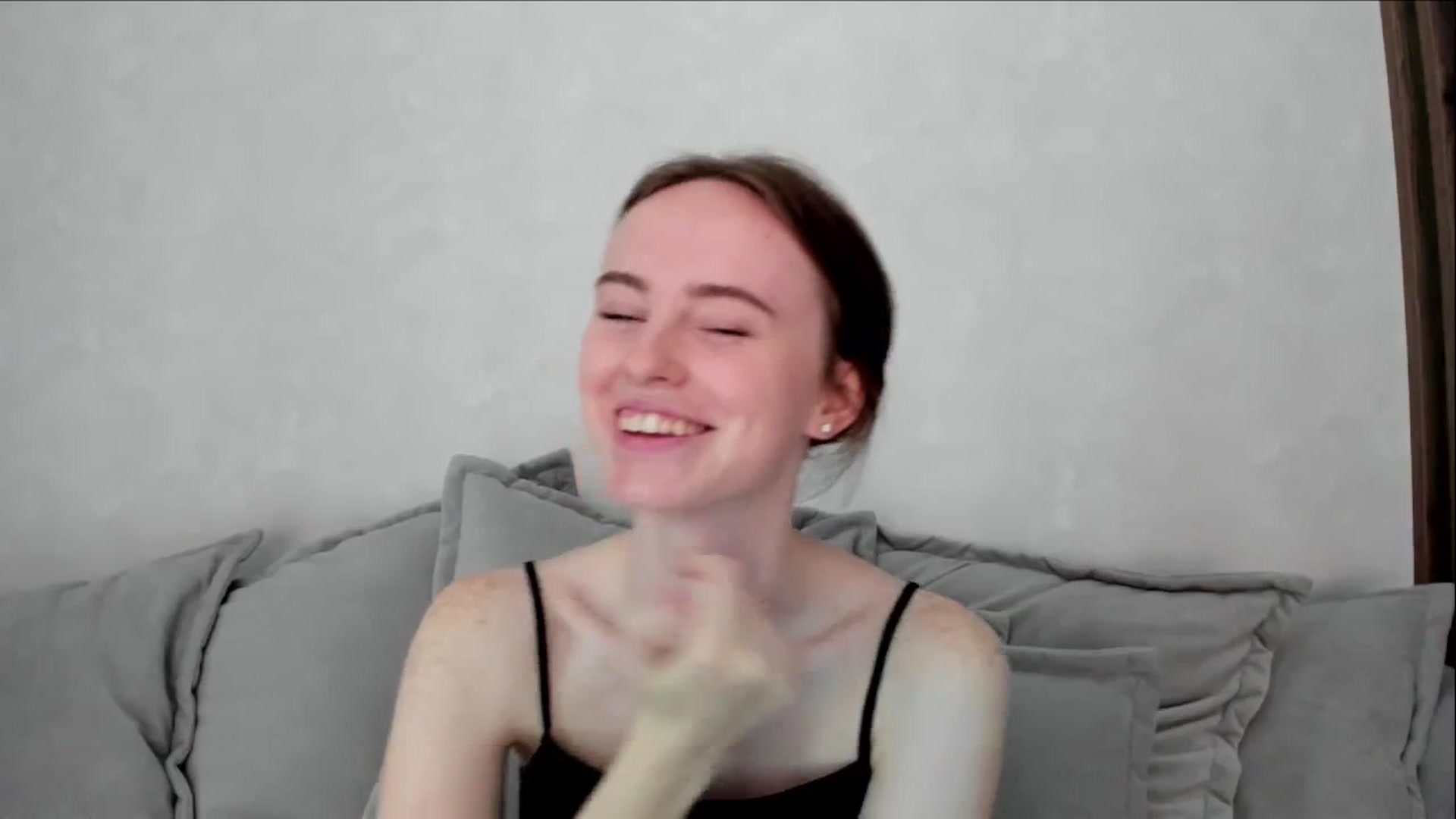 Gallery image thumbnail from userSasha's myfreecams stream on, 06/01/2024, 07:53 image 19 of 20