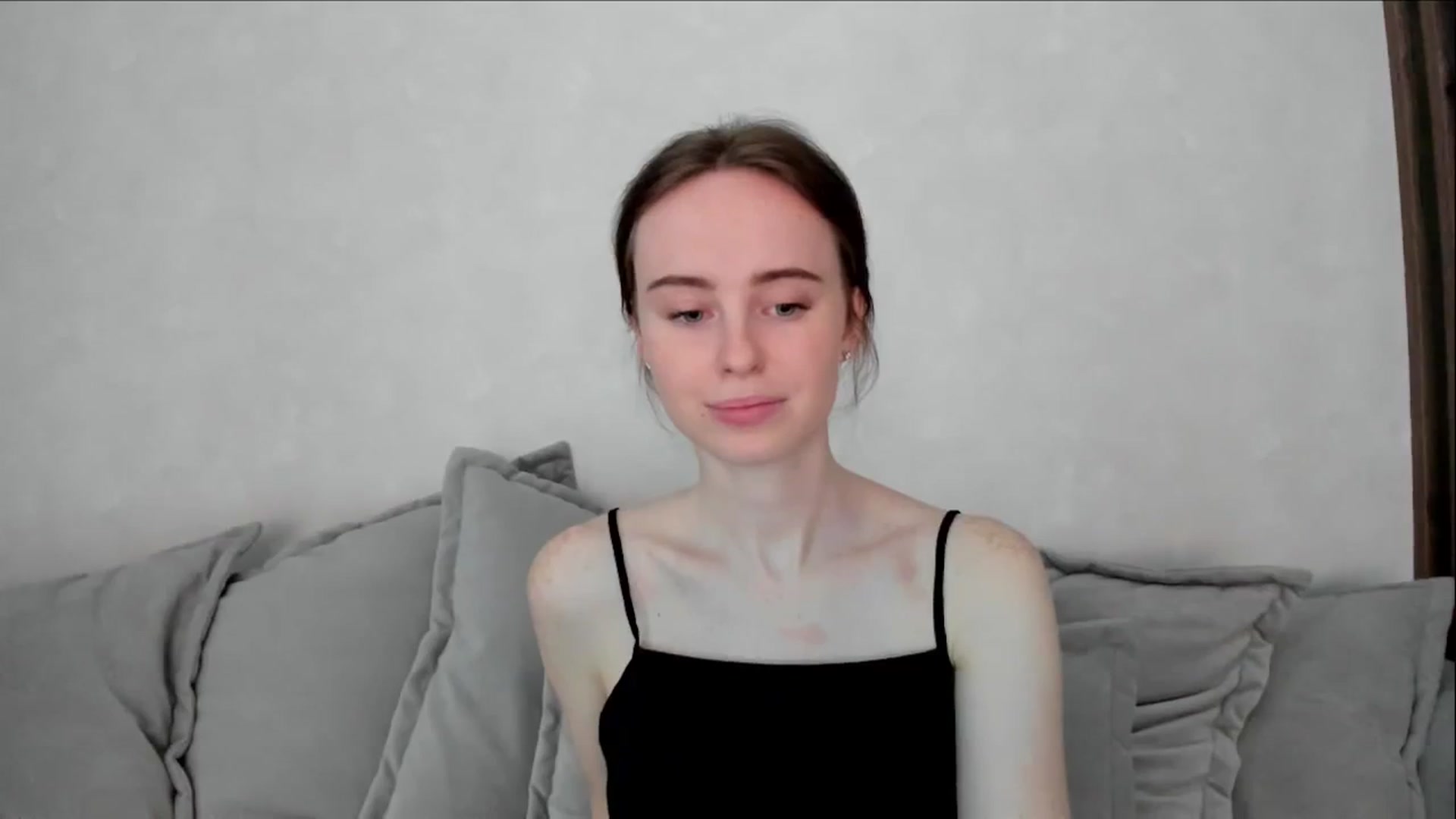 Gallery image thumbnail from userSasha's myfreecams stream on, 06/01/2024, 07:53 image 16 of 20