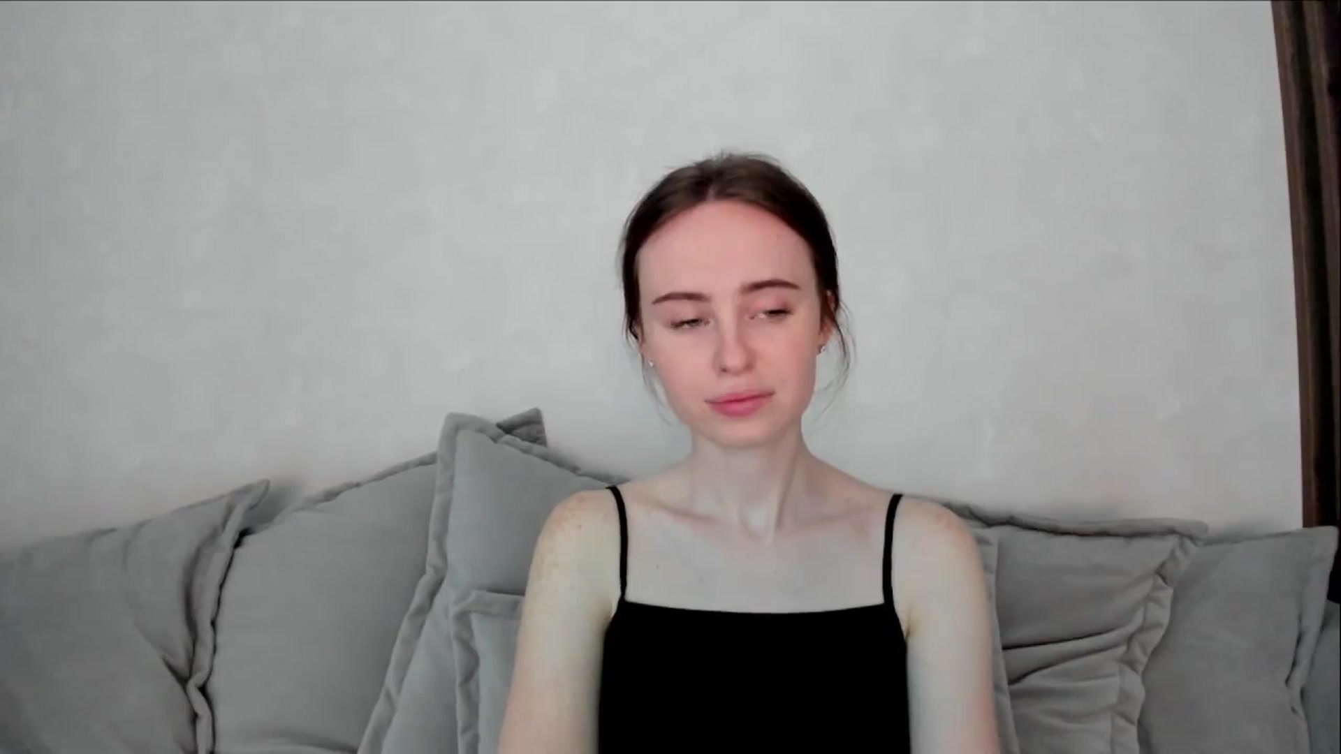 Gallery image thumbnail from userSasha's myfreecams stream on, 06/01/2024, 07:53 image 8 of 20