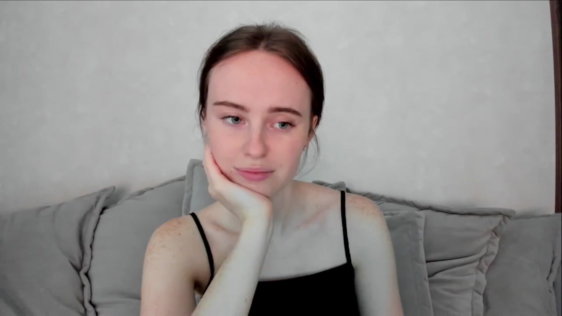 Gallery image thumbnail from userSasha's myfreecams stream on, 06/01/2024, 07:53 image 9 of 20