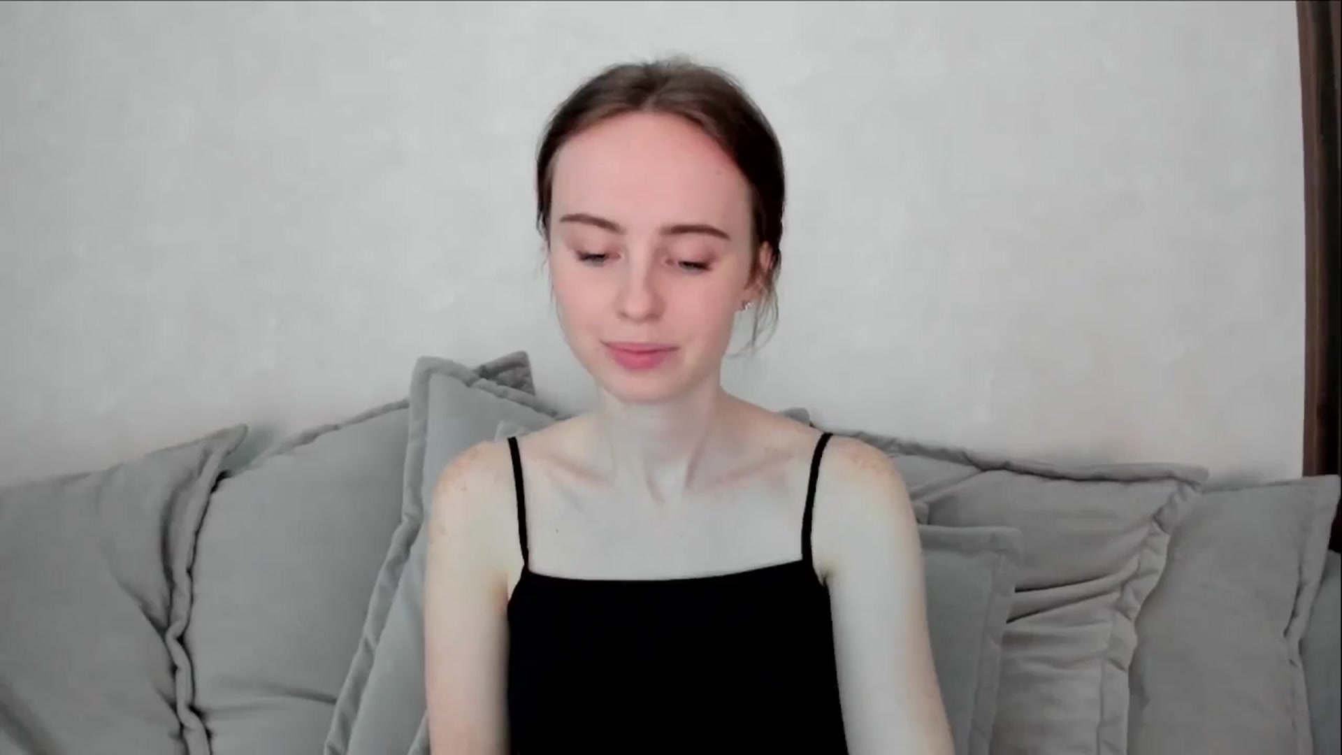 Gallery image thumbnail from userSasha's myfreecams stream on, 06/01/2024, 07:53 image 15 of 20