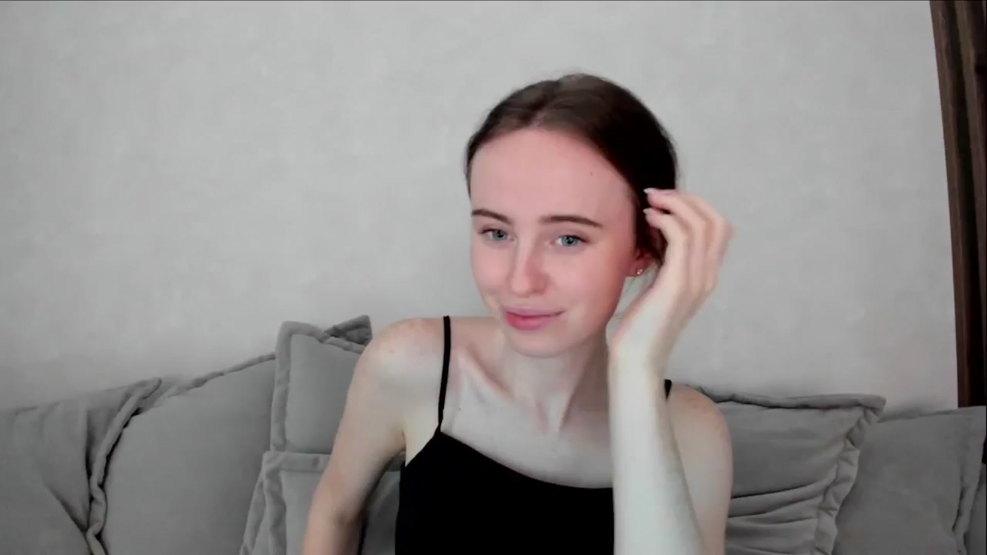 Gallery image thumbnail from userSasha's myfreecams stream on, 06/01/2024, 08:23 image 12 of 20