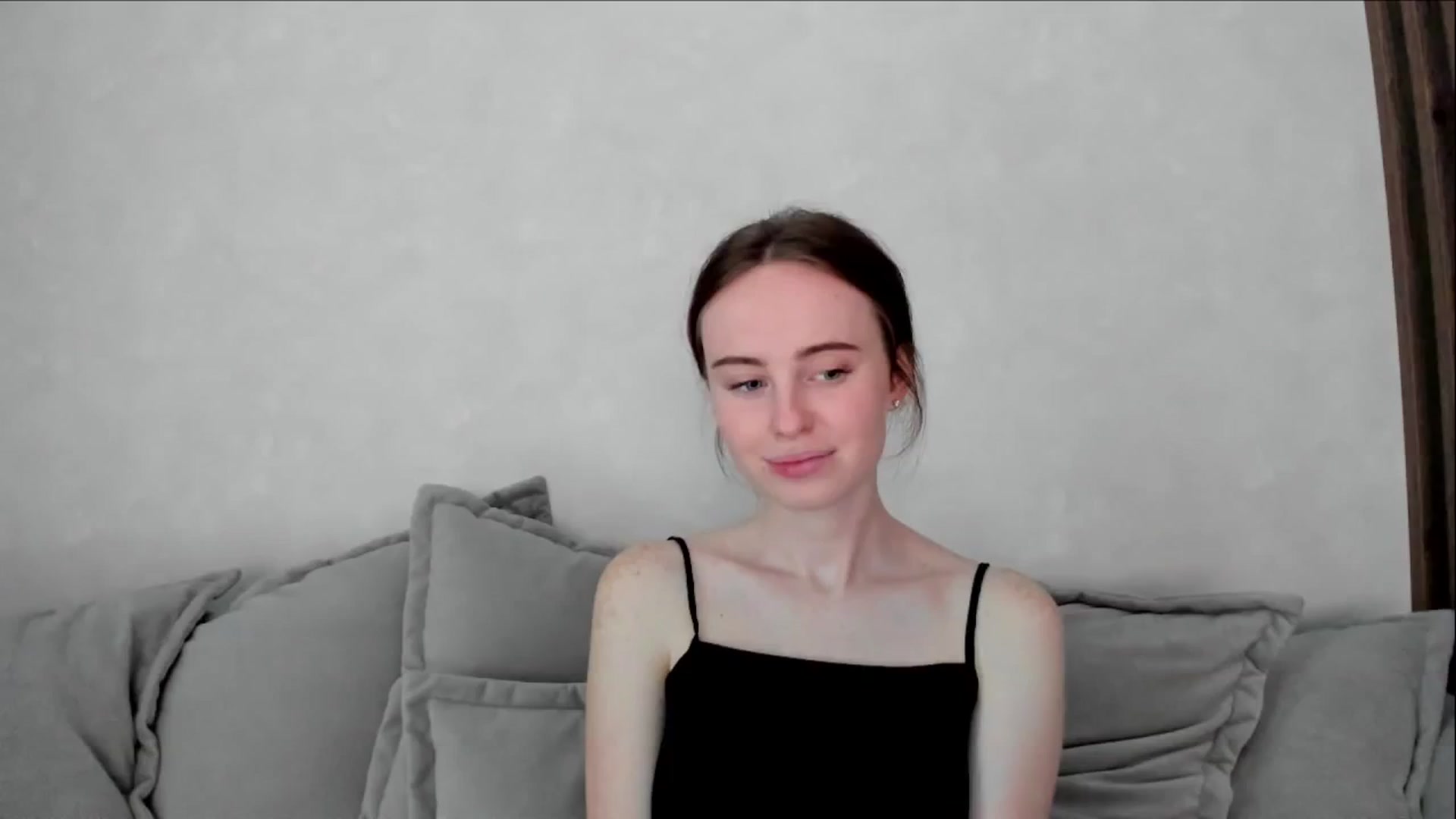 Gallery image thumbnail from userSasha's myfreecams stream on, 06/01/2024, 08:23 image 7 of 20