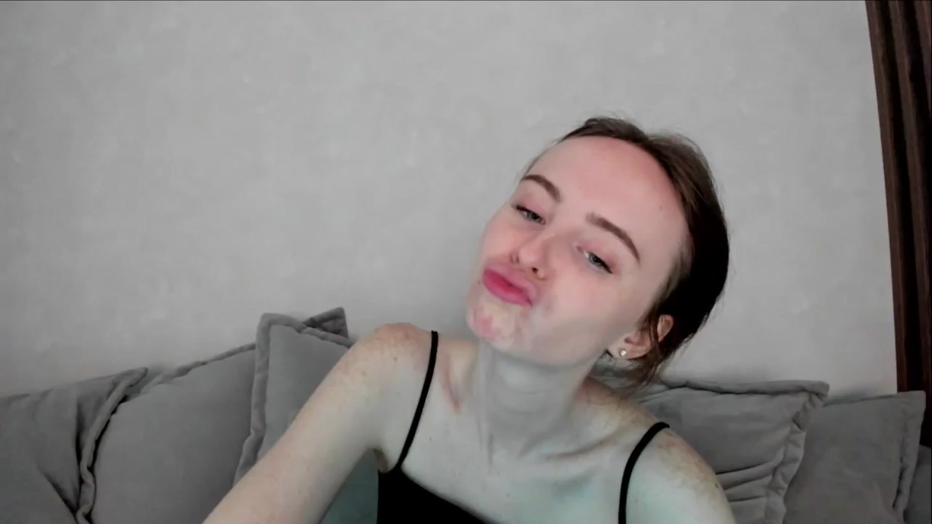Gallery image thumbnail from userSasha's myfreecams stream on, 06/01/2024, 08:23 image 18 of 20