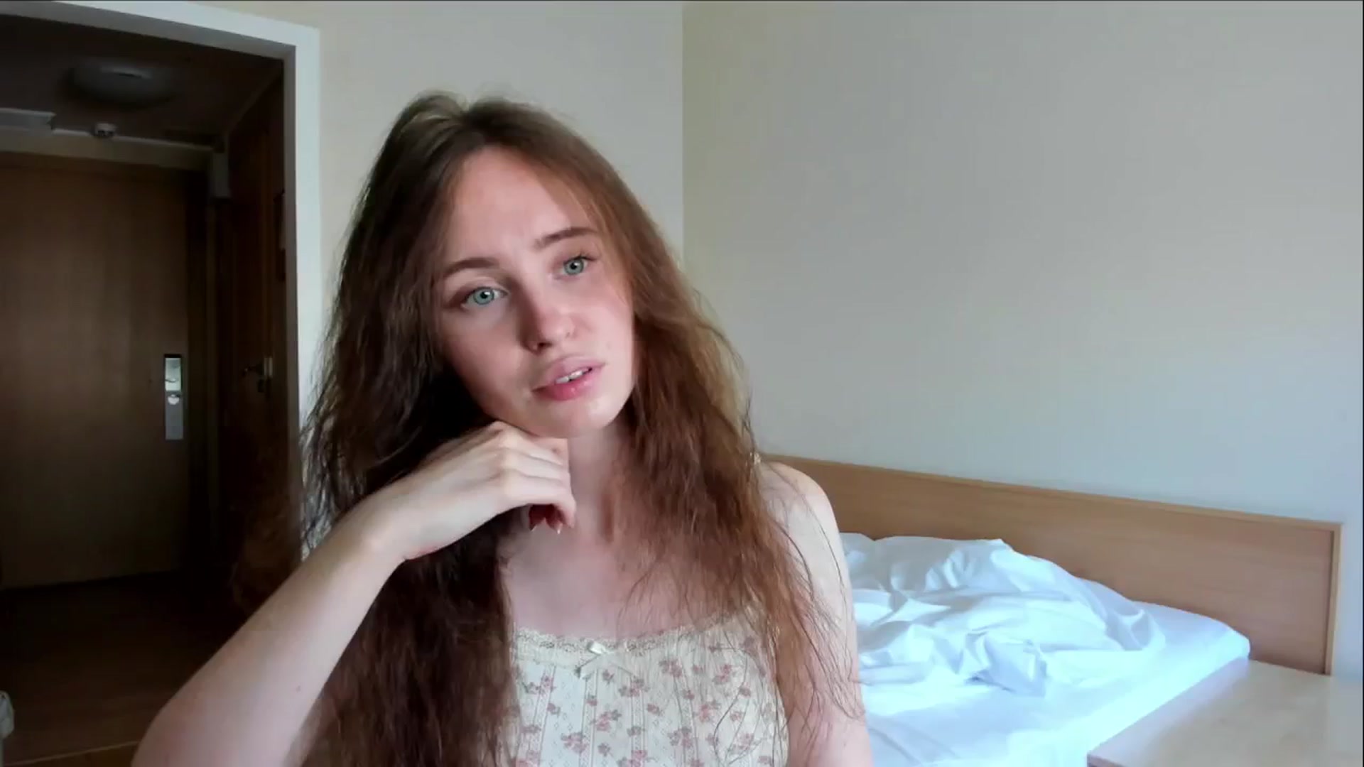 Gallery image thumbnail from userSasha's myfreecams stream on, 06/10/2024, 03:32 image 11 of 20