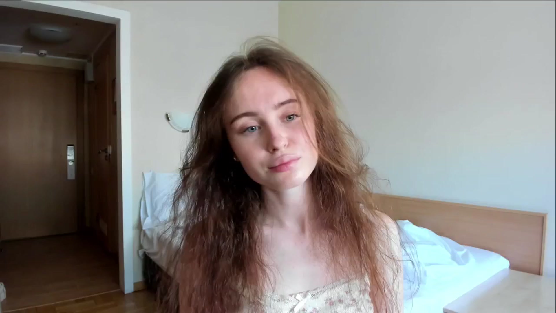 Gallery image thumbnail from userSasha's myfreecams stream on, 06/10/2024, 03:32 image 1 of 20