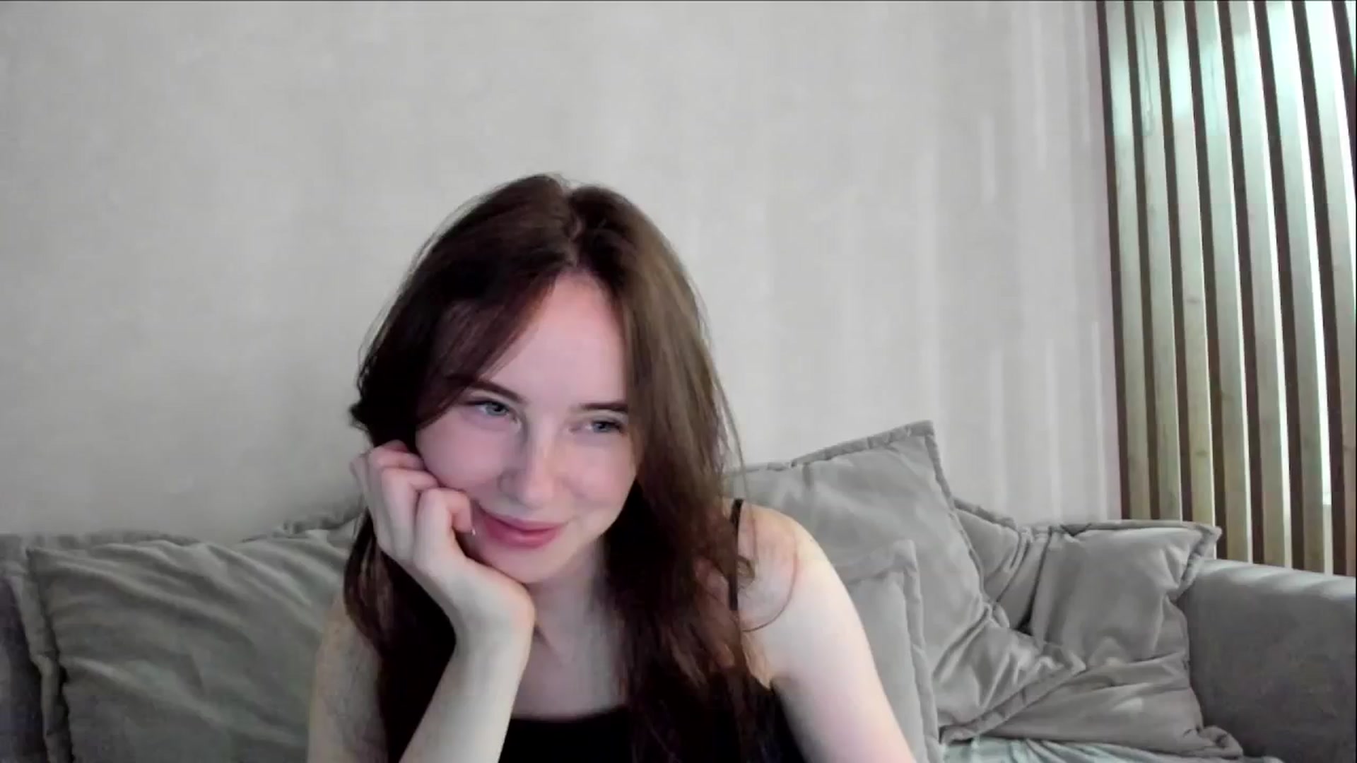 Gallery image thumbnail from userSasha's myfreecams stream on, 06/29/2024, 24:02 image 9 of 20