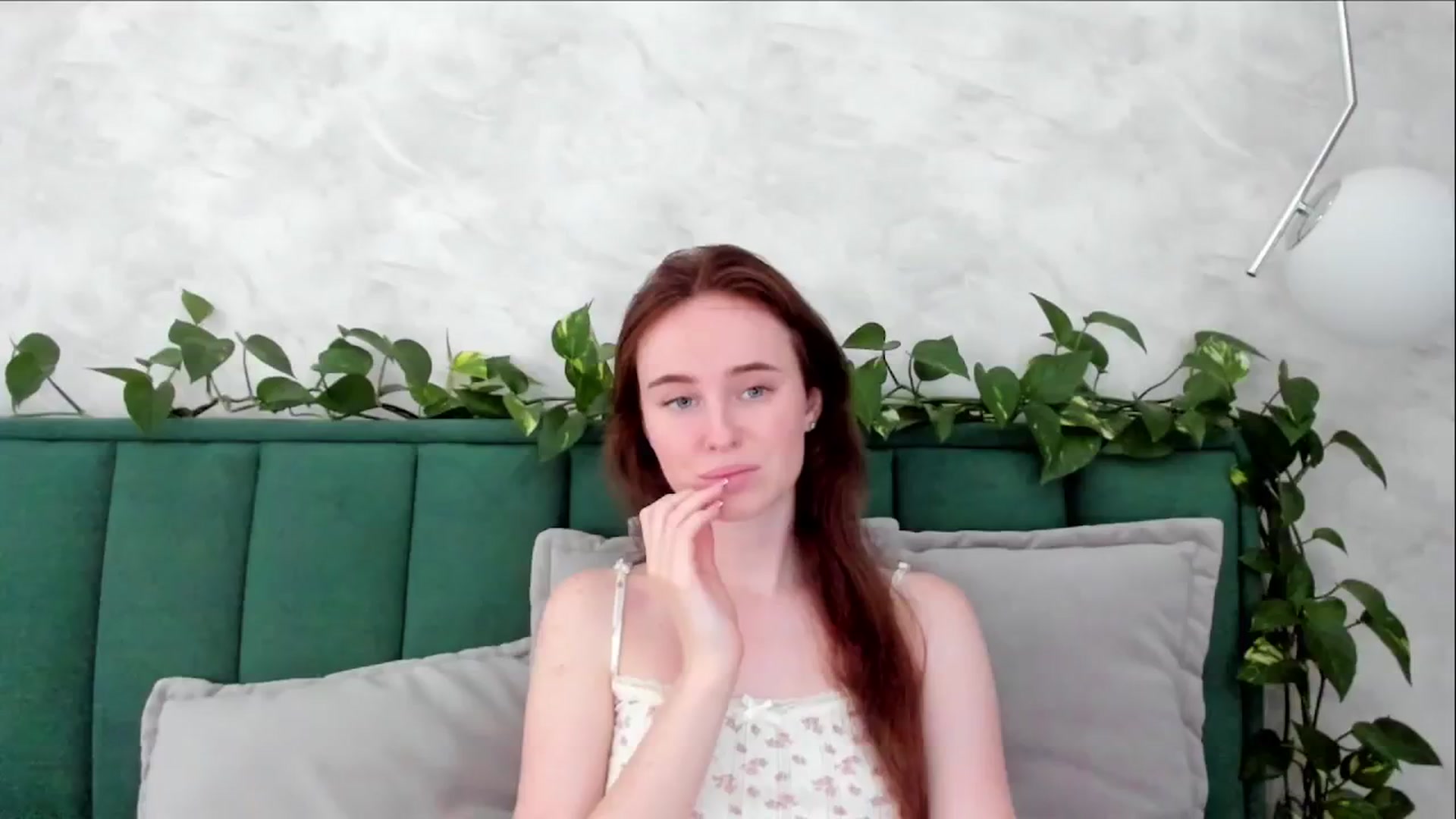 Gallery image thumbnail from userSasha's myfreecams stream on, 07/08/2024, 08:31 image 8 of 20