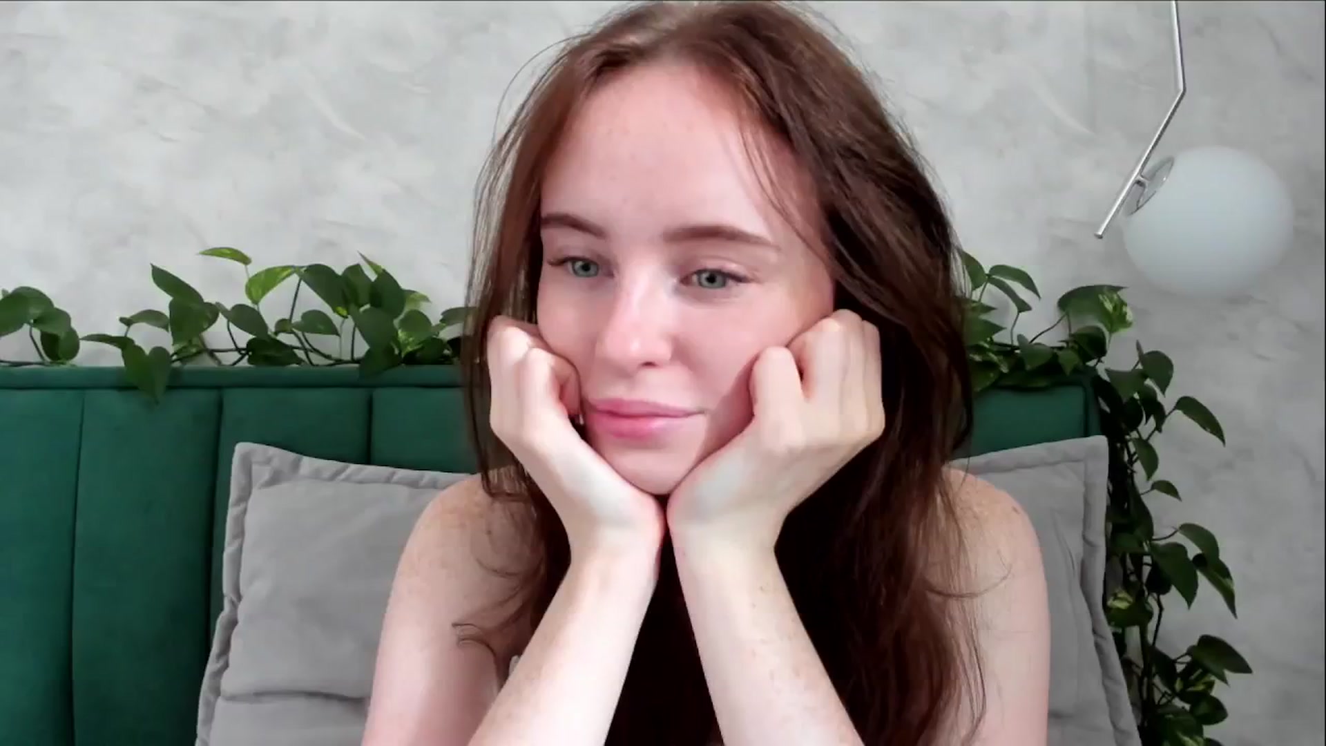 Gallery image thumbnail from userSasha's myfreecams stream on, 08/04/2024, 06:39 image 8 of 20