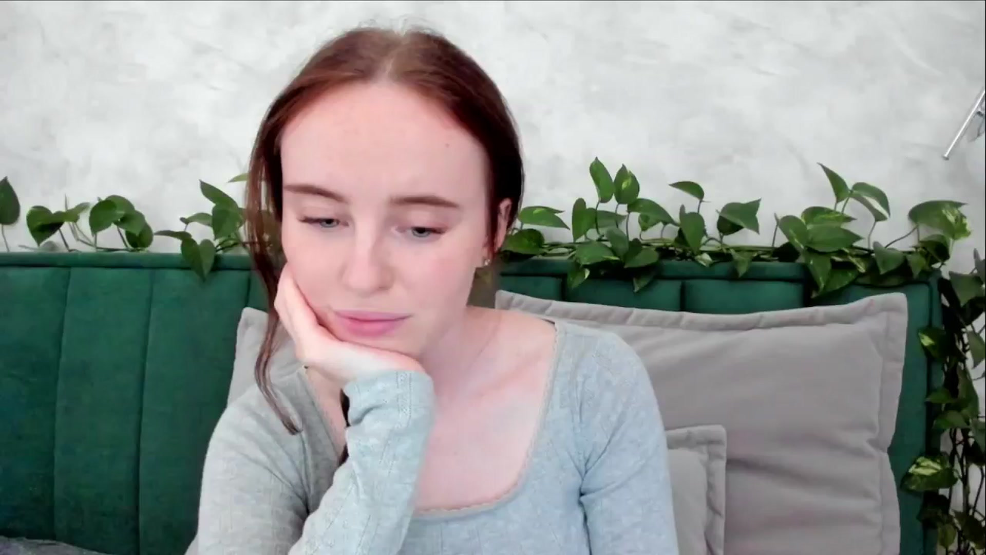 Gallery image thumbnail from userSasha's myfreecams stream on, 08/05/2024, 15:10 image 12 of 20