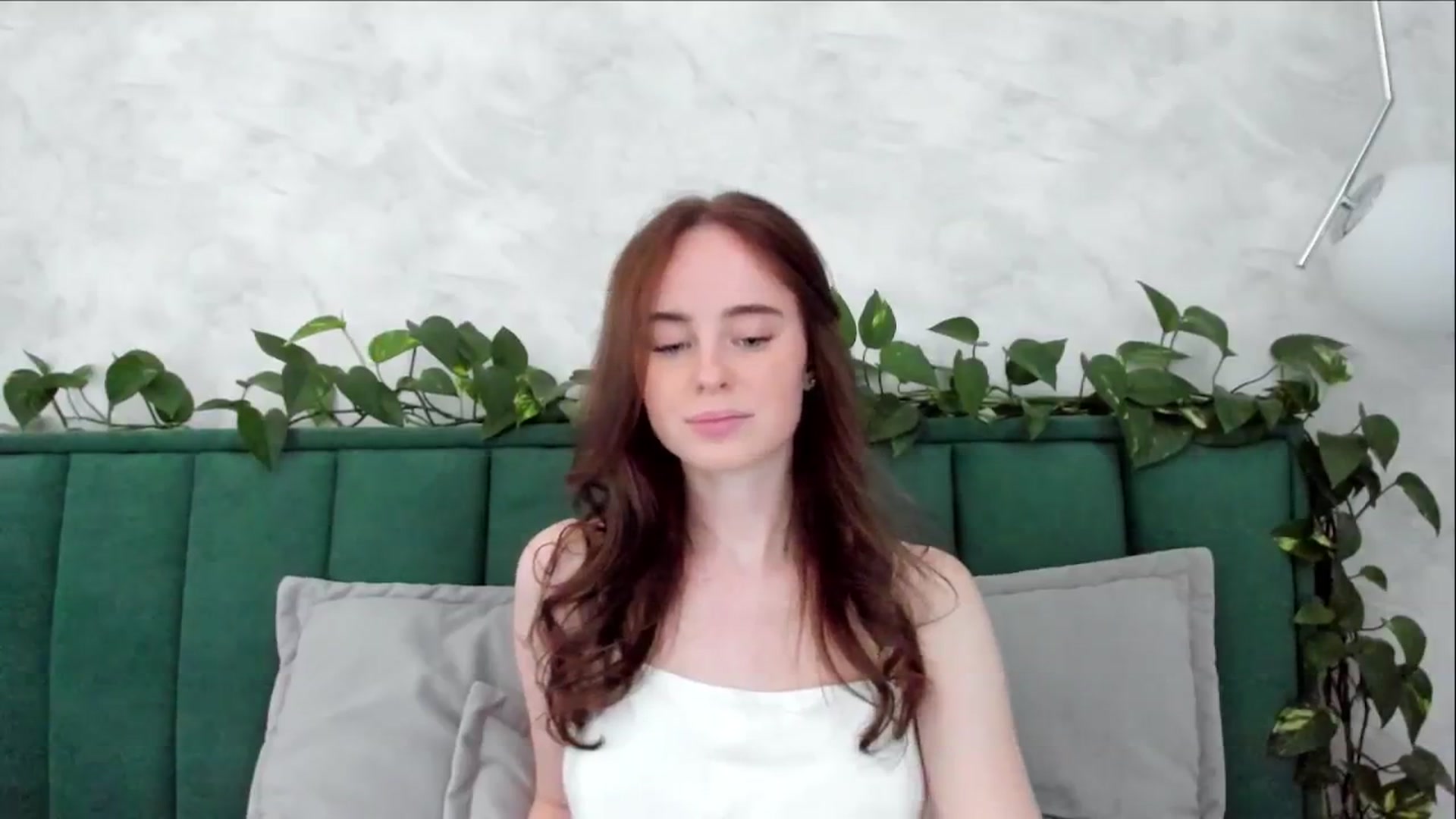 Gallery image thumbnail from userSasha's myfreecams stream on, 08/08/2024, 16:23 image 17 of 20