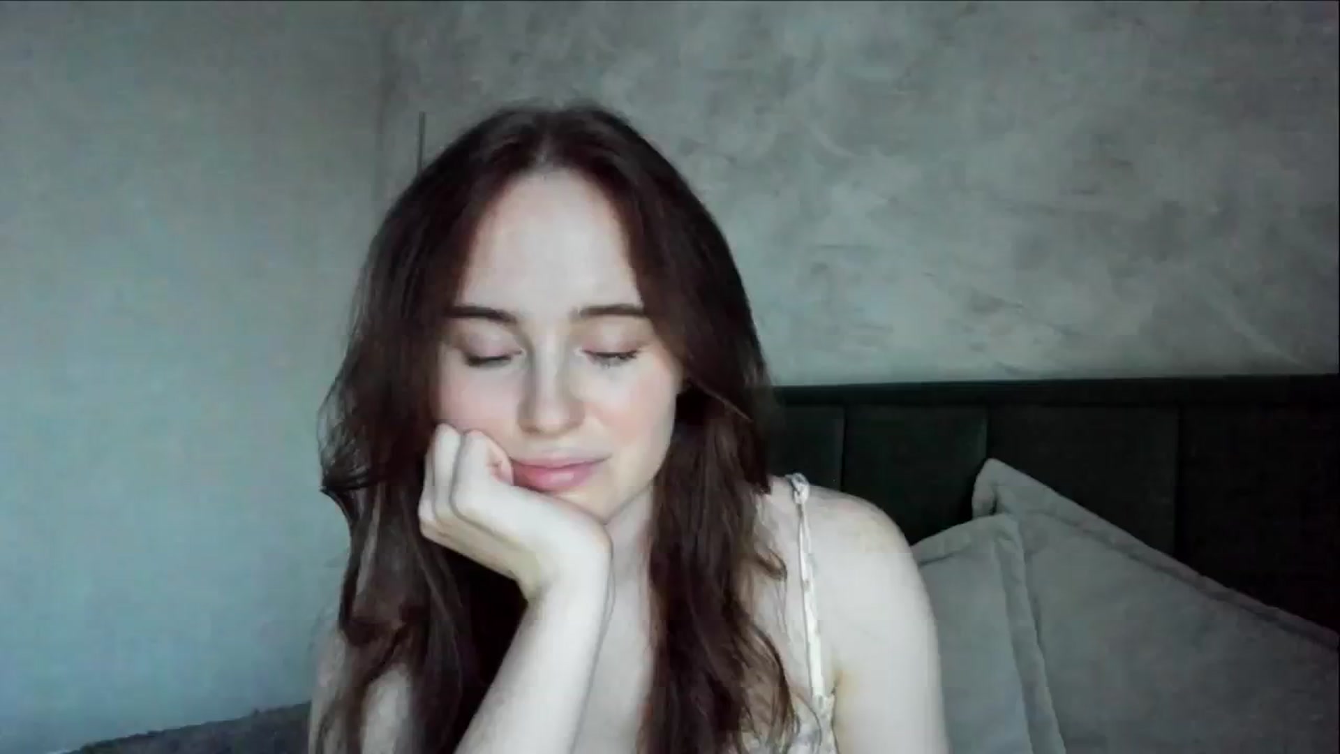 Gallery image thumbnail from userSasha's myfreecams stream on, 09/03/2024, 17:03 image 19 of 20