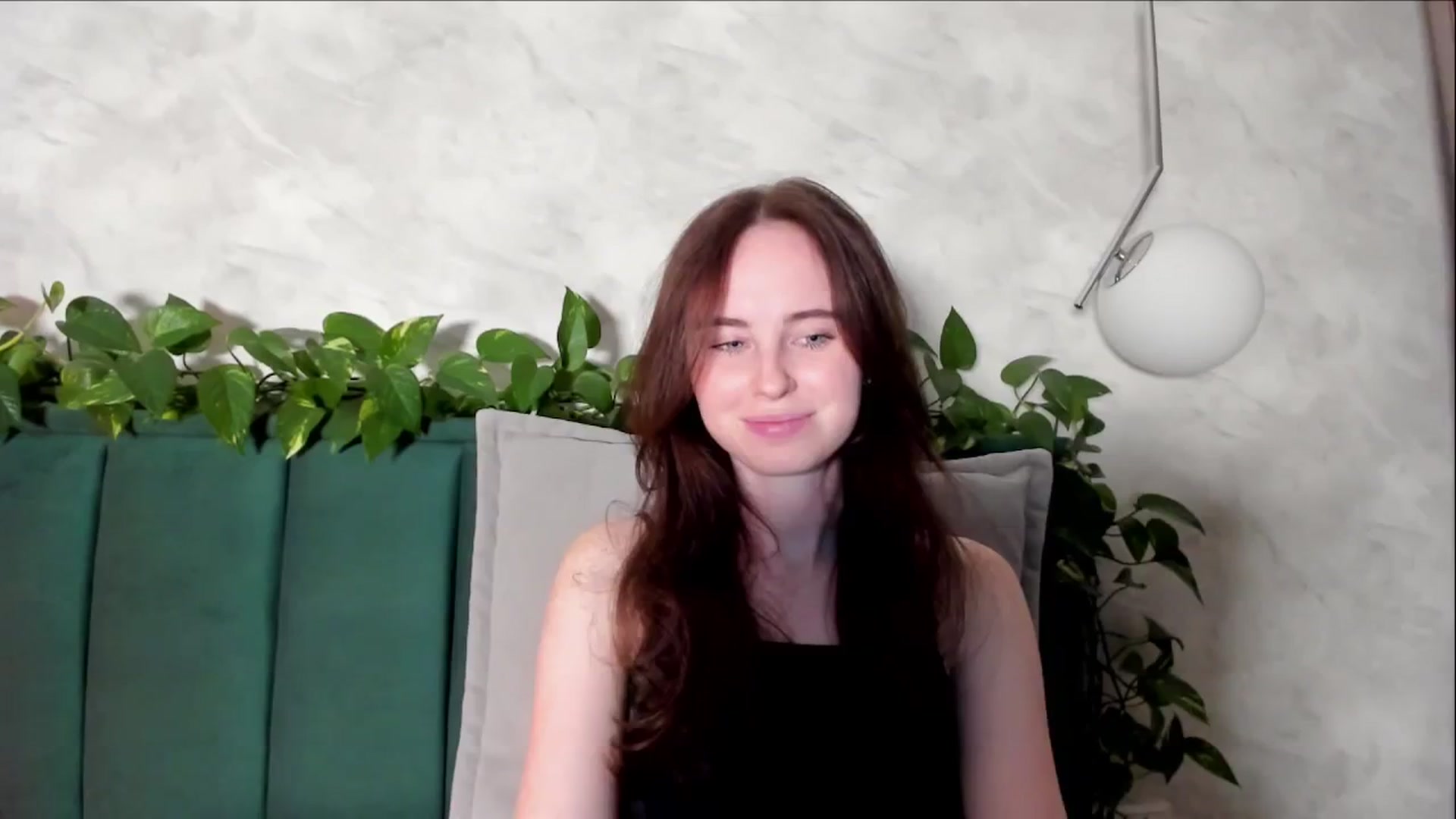 Gallery image thumbnail from userSasha's myfreecams stream on, 10/09/2024, 17:39 image 10 of 20