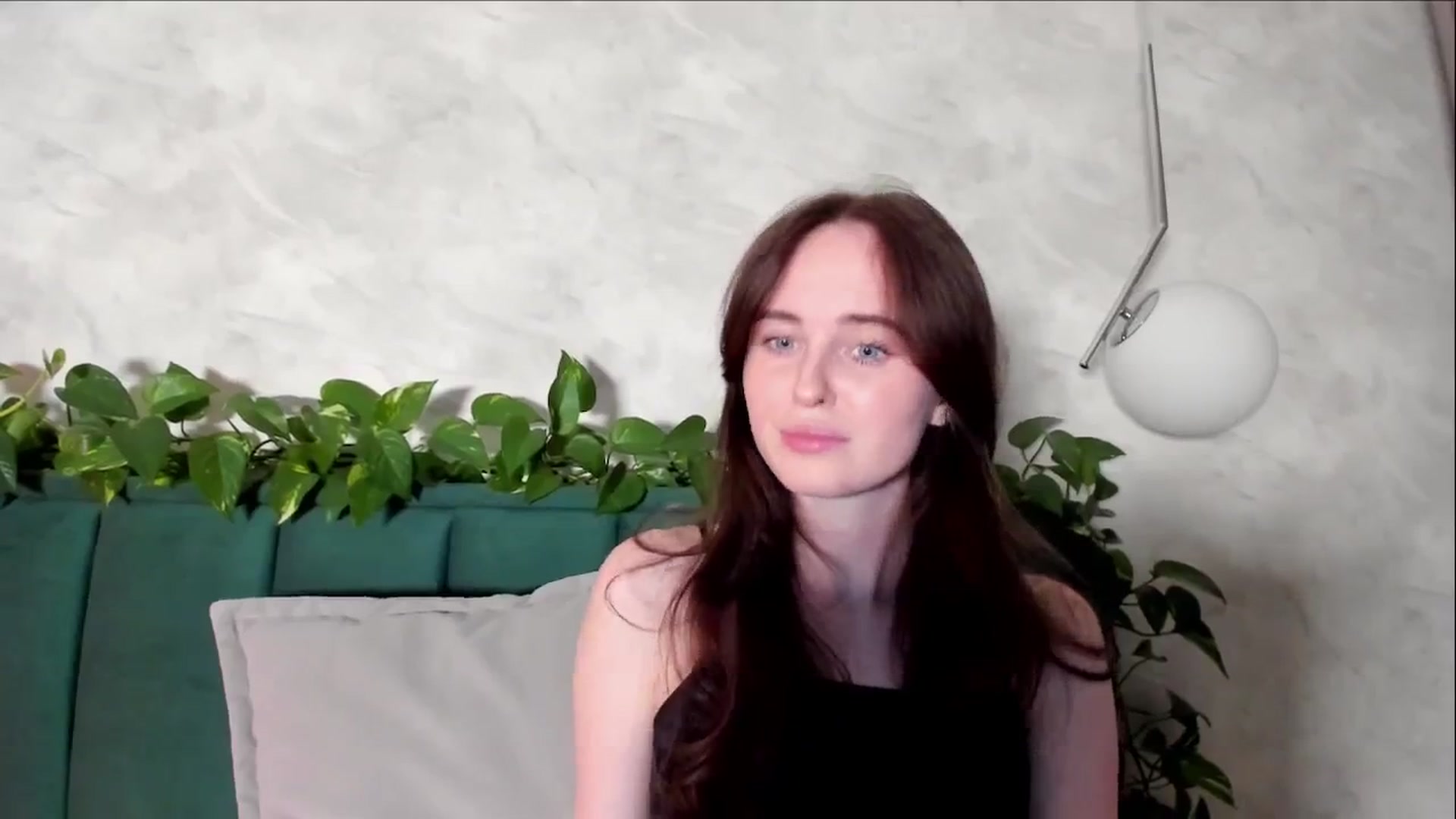 Gallery image thumbnail from userSasha's myfreecams stream on, 10/09/2024, 17:39 image 17 of 20