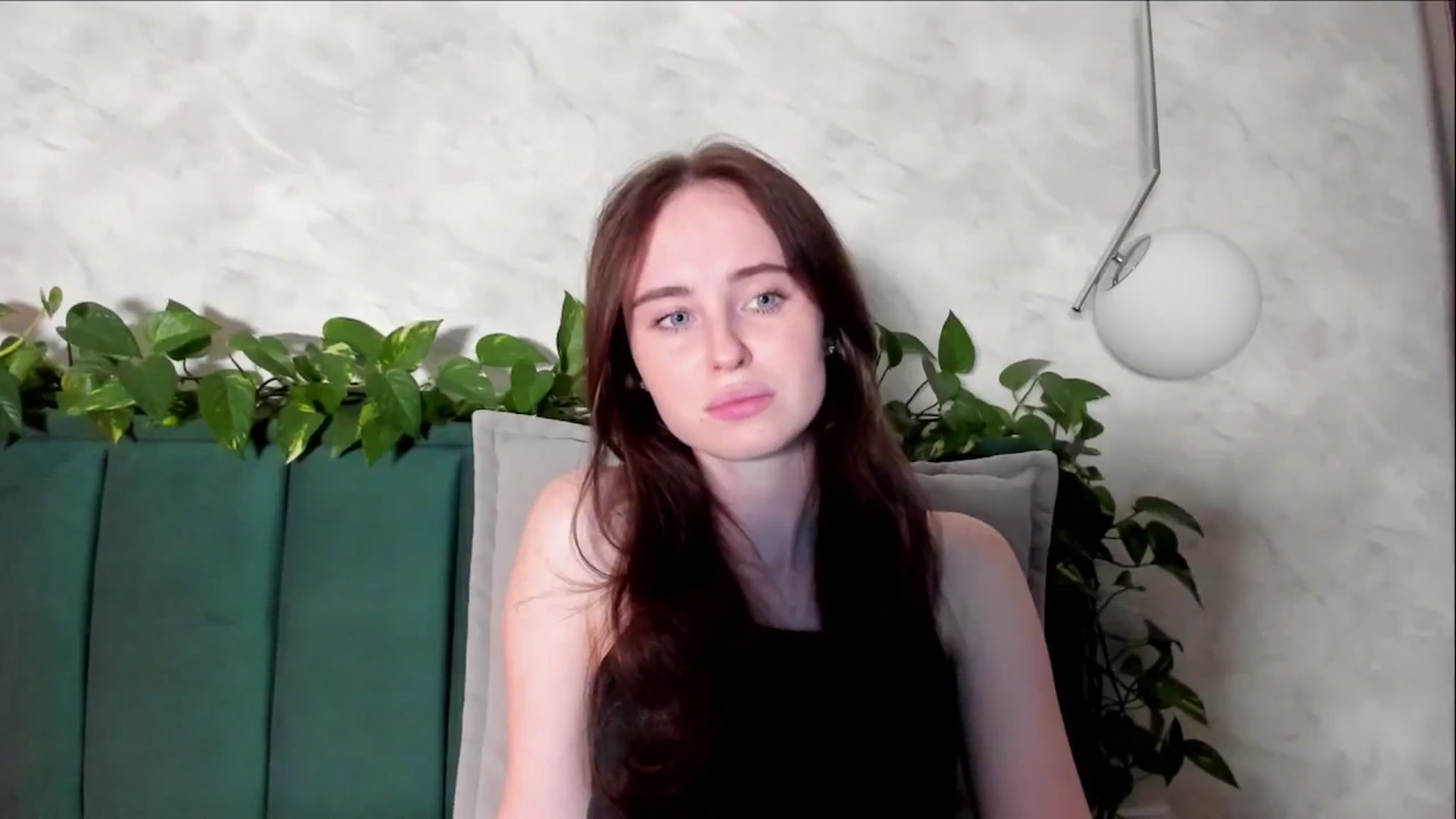 Gallery image thumbnail from userSasha's myfreecams stream on, 10/09/2024, 17:39 image 2 of 20