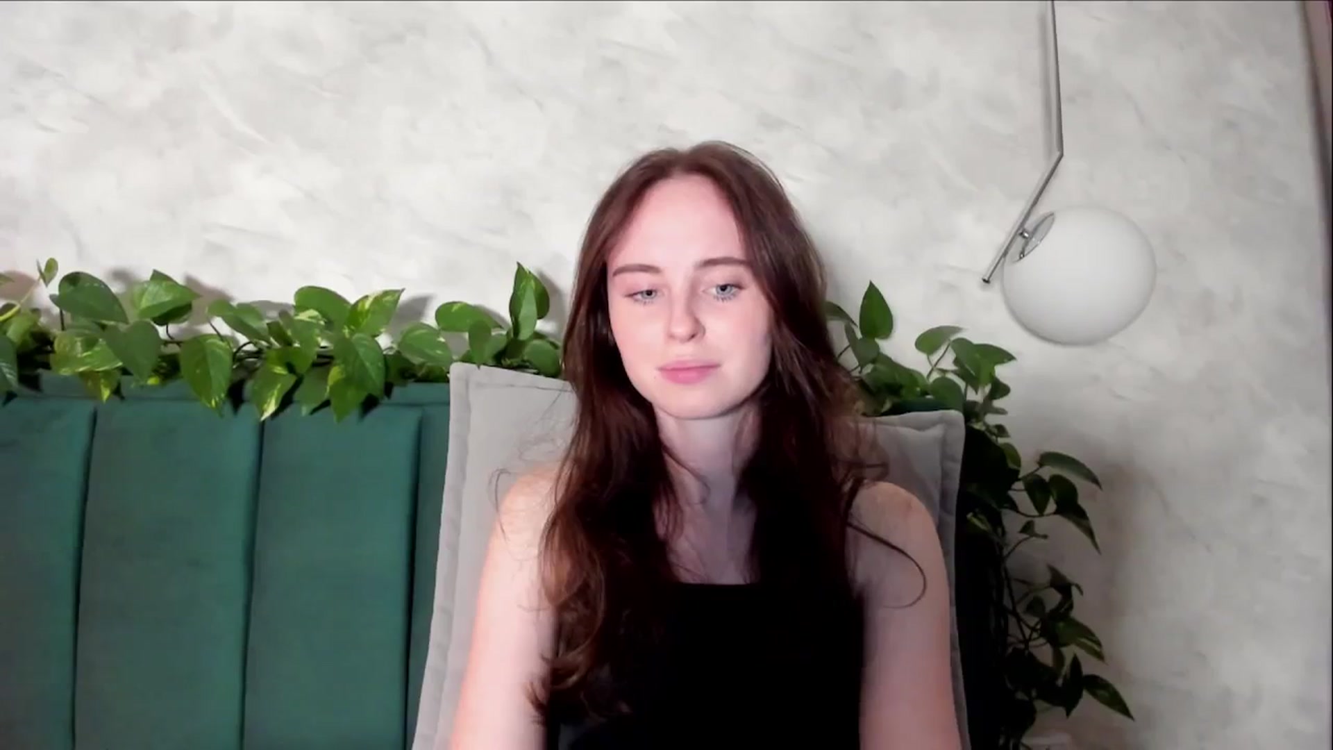 Gallery image thumbnail from userSasha's myfreecams stream on, 10/09/2024, 17:39 image 11 of 20