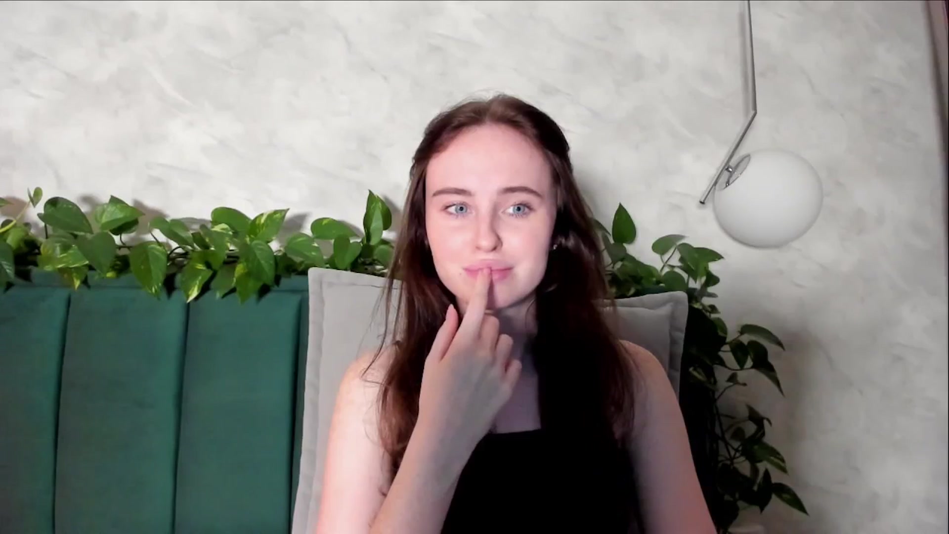 Gallery image thumbnail from userSasha's myfreecams stream on, 10/09/2024, 17:39 image 7 of 20