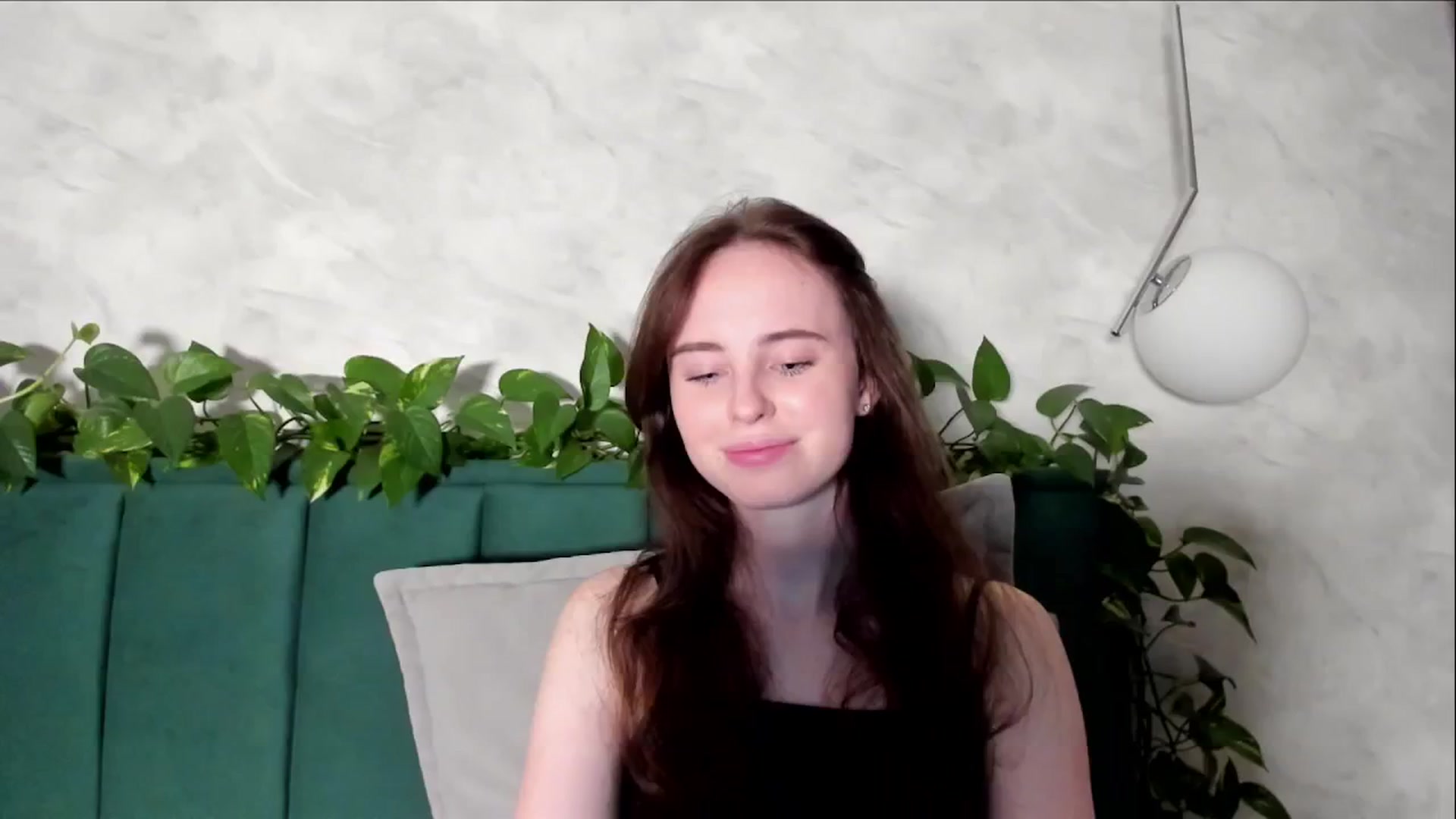 Gallery image thumbnail from userSasha's myfreecams stream on, 10/09/2024, 18:42 image 17 of 20