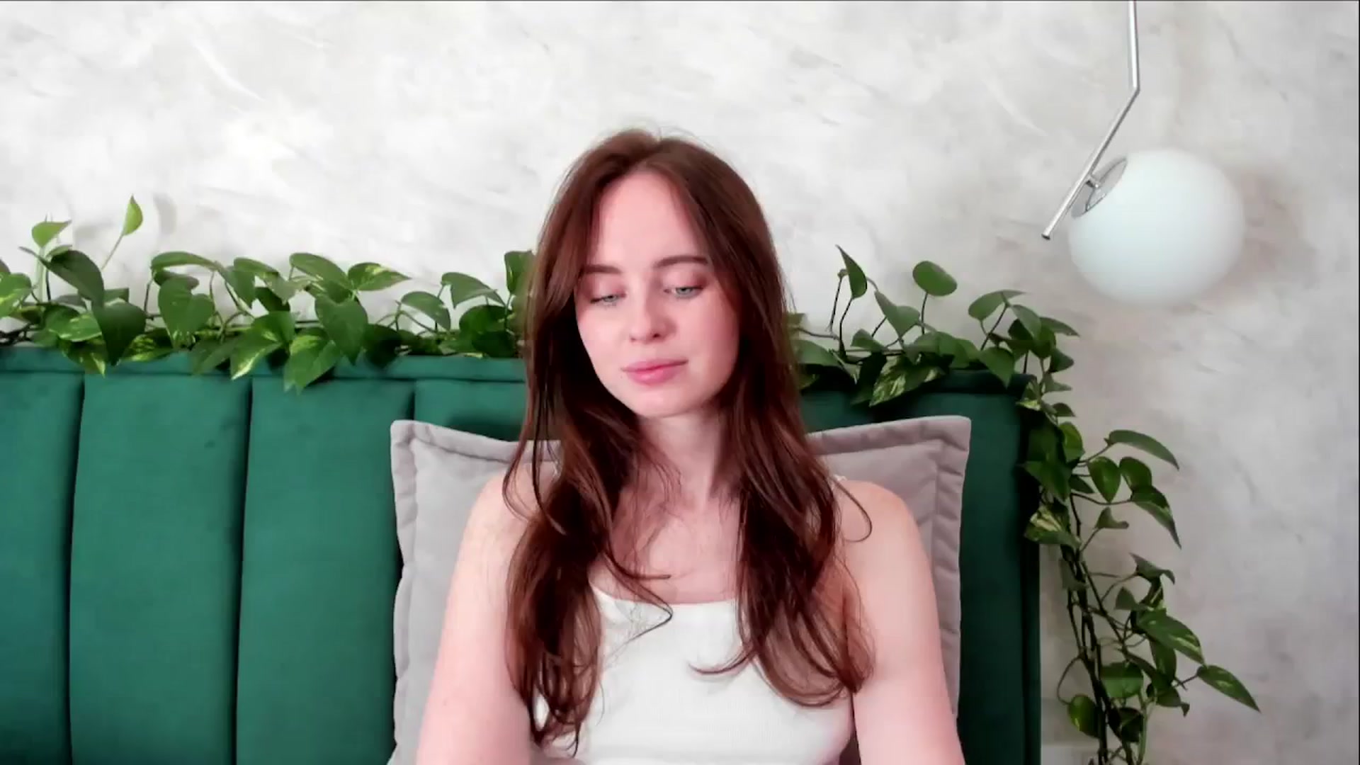 Gallery image thumbnail from userSasha's myfreecams stream on, 10/17/2024, 09:50 image 4 of 20