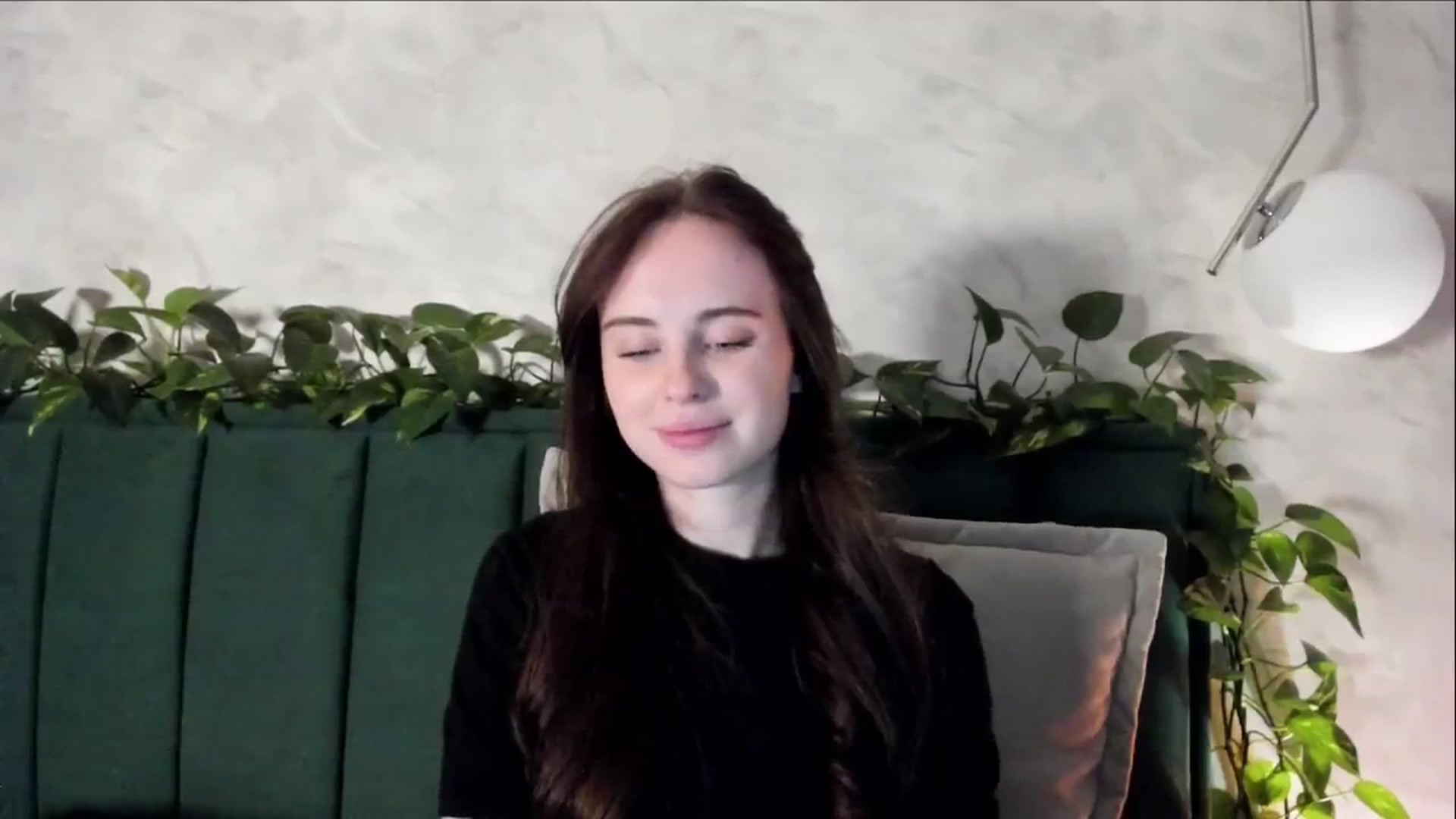 Gallery image thumbnail from userSasha's myfreecams stream on, 10/19/2024, 21:09 image 20 of 20
