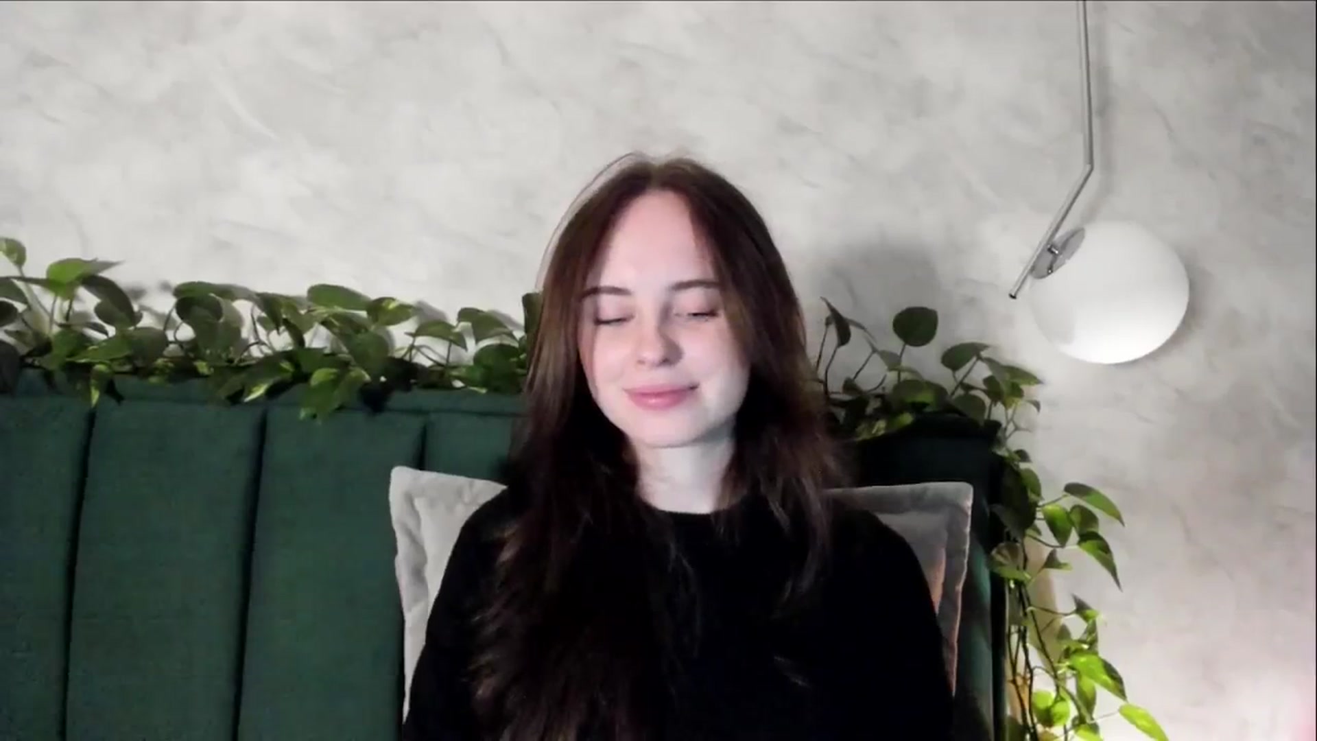 Gallery image thumbnail from userSasha's myfreecams stream on, 10/19/2024, 21:09 image 7 of 20