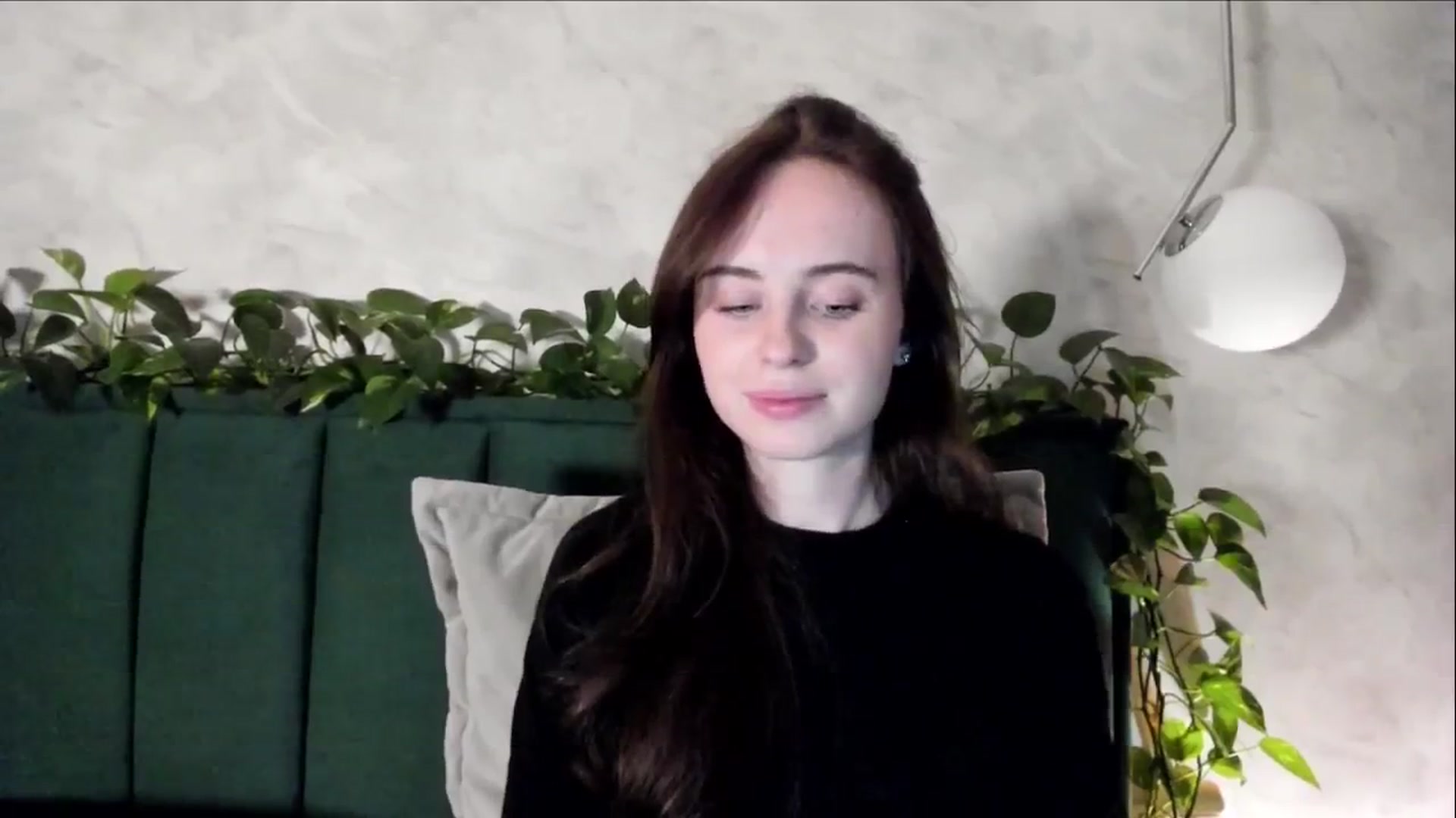 Gallery image thumbnail from userSasha's myfreecams stream on, 10/19/2024, 21:09 image 12 of 20