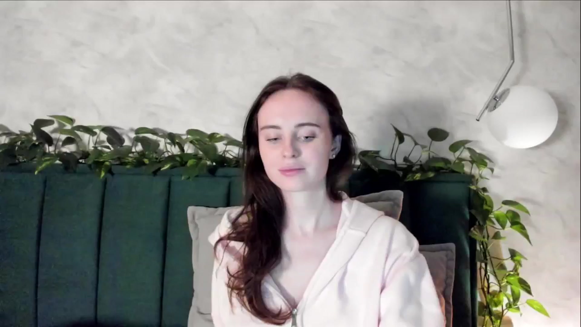 Gallery image thumbnail from userSasha's myfreecams stream on, 10/22/2024, 18:03 image 10 of 20