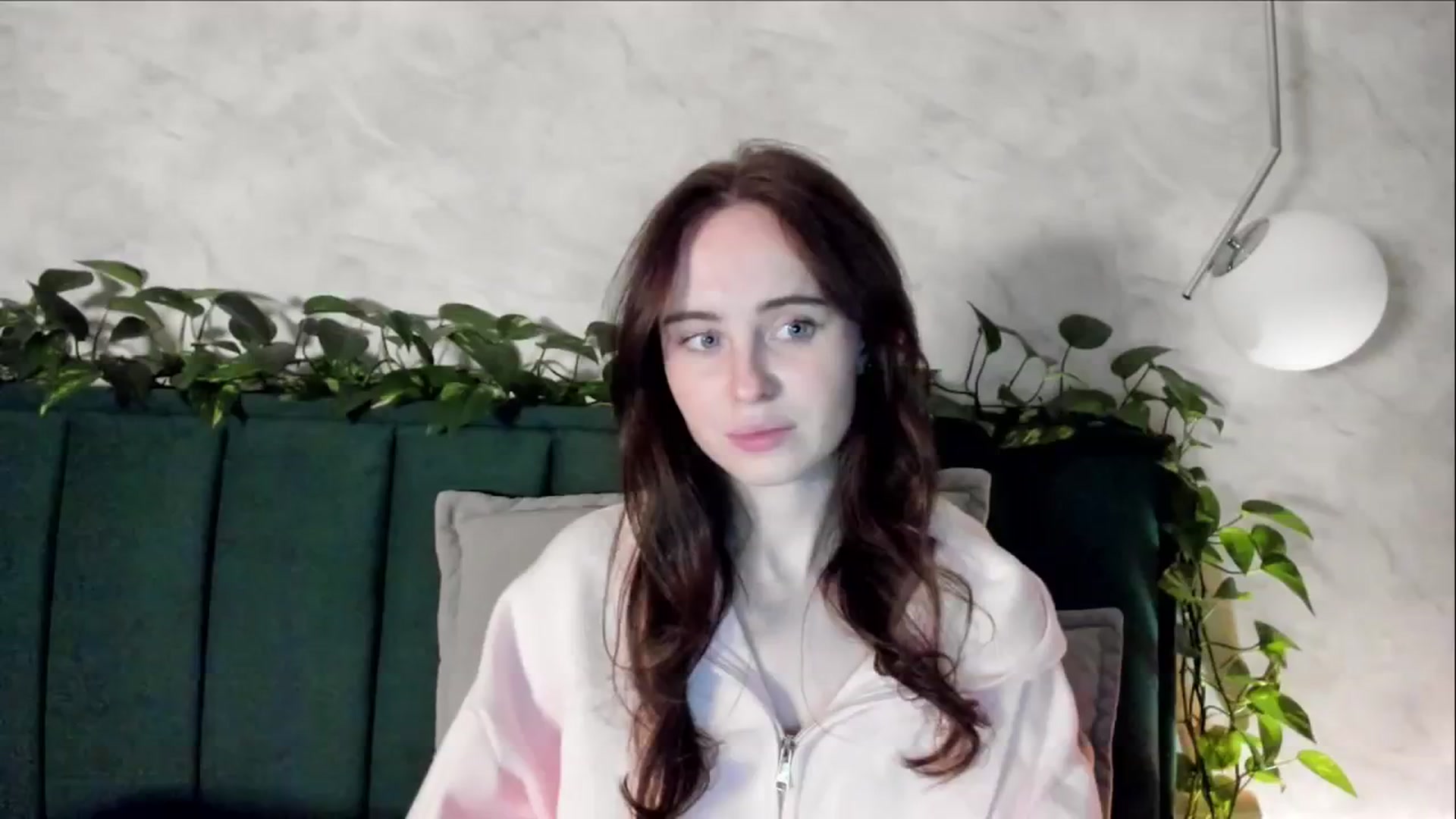 Gallery image thumbnail from userSasha's myfreecams stream on, 10/22/2024, 18:03 image 1 of 20