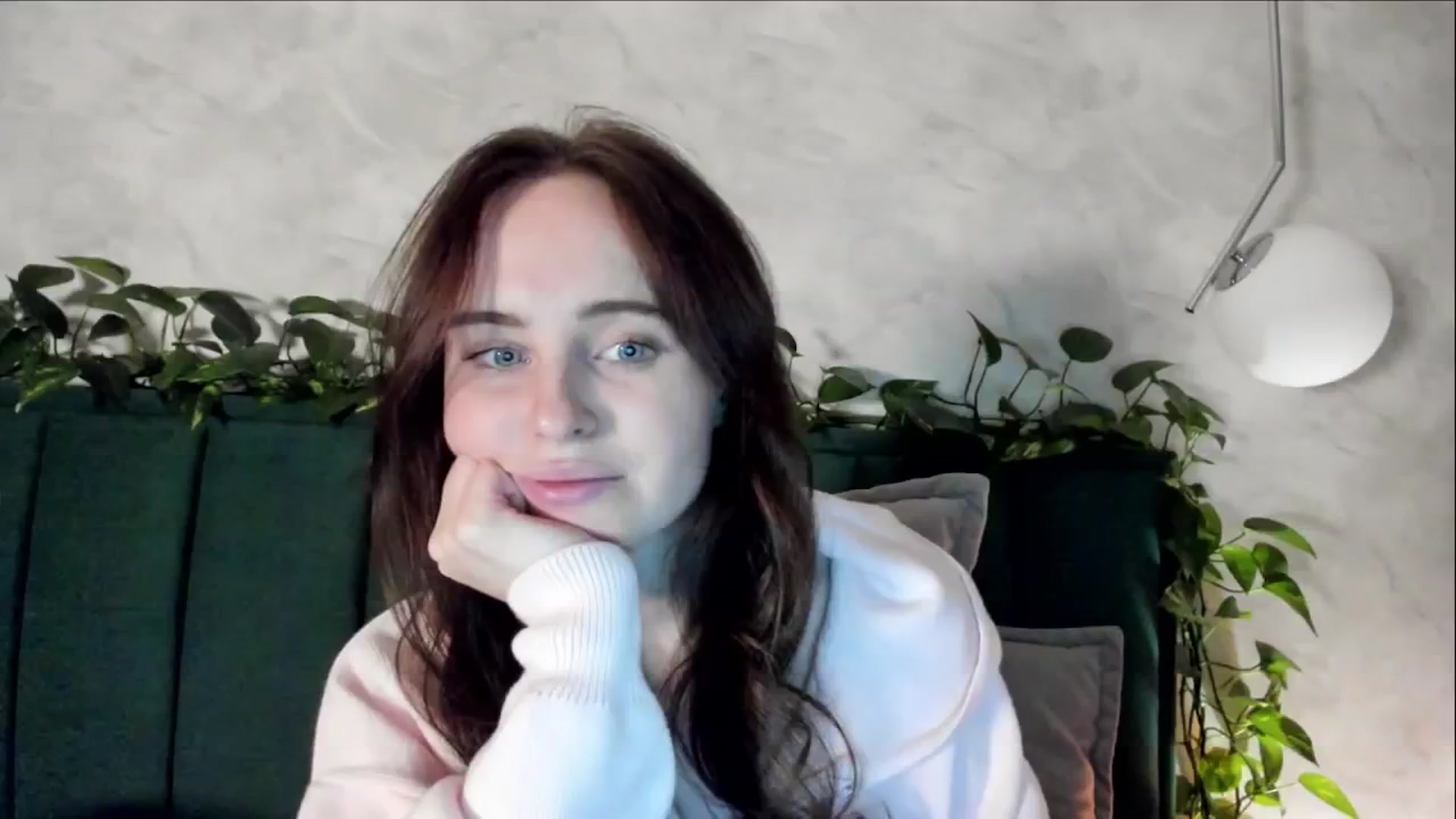 Gallery image thumbnail from userSasha's myfreecams stream on, 10/22/2024, 18:03 image 4 of 20