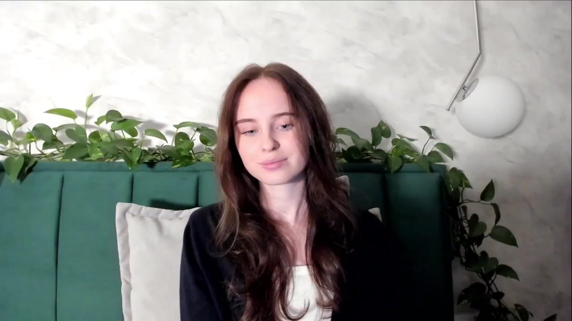 Gallery image thumbnail from userSasha's myfreecams stream on, 11/13/2024, 16:46 image 19 of 20